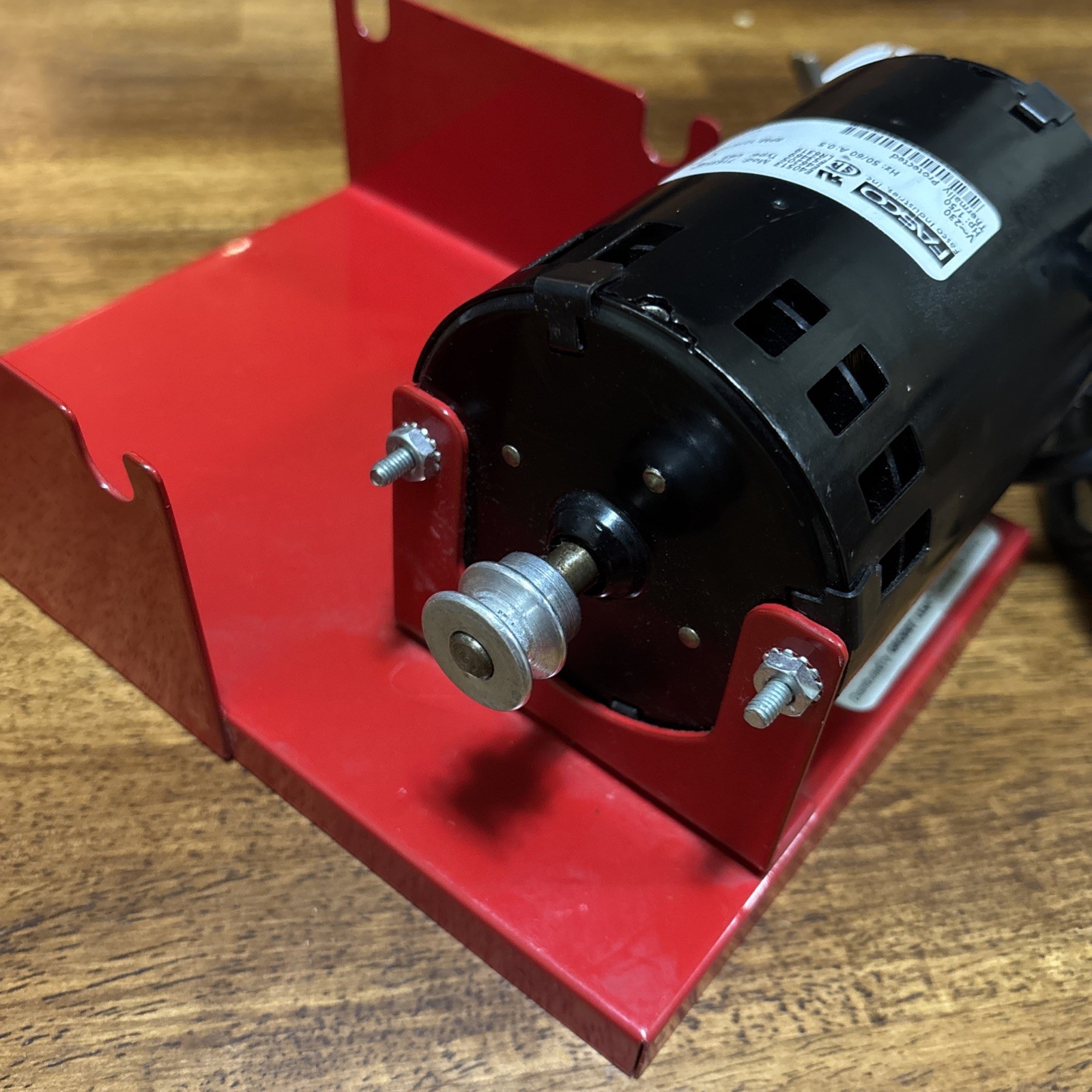 Grobet USA Rotary Tumbler Base 3 lb W/ 230V Fasco Motor No Barrel, Wheels, Cable