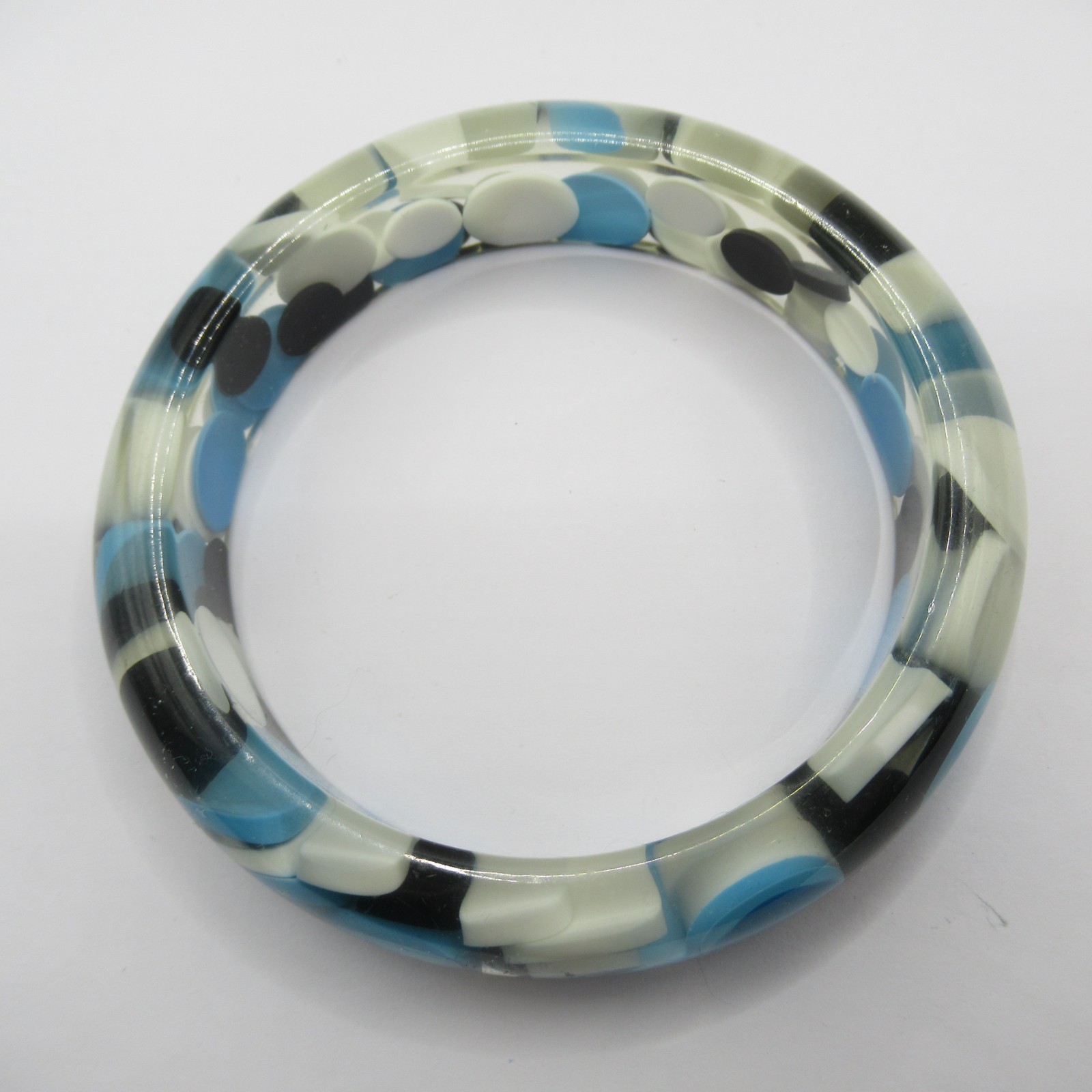 Plastic Aspirin Pill Bangle Bracelet Black White Blue Vintage