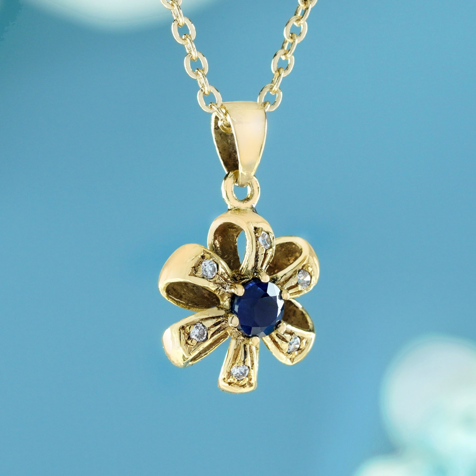 9K Yellow Gold Natural Sapphire Diamond Floral Shape Vintage Style Pendant