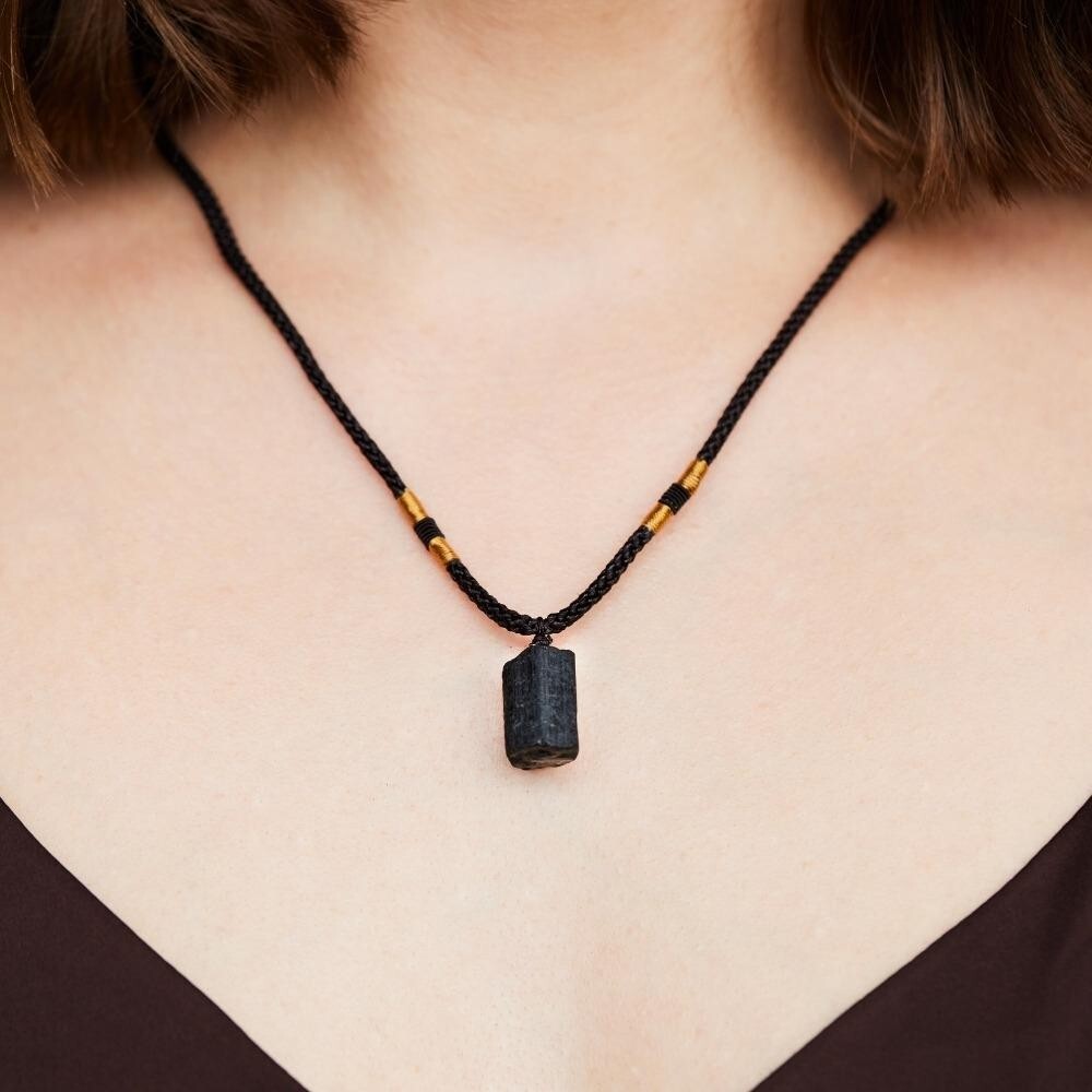 Natural Raw Black Tourmaline Pendant Healing Amulet Protection Stone Necklace