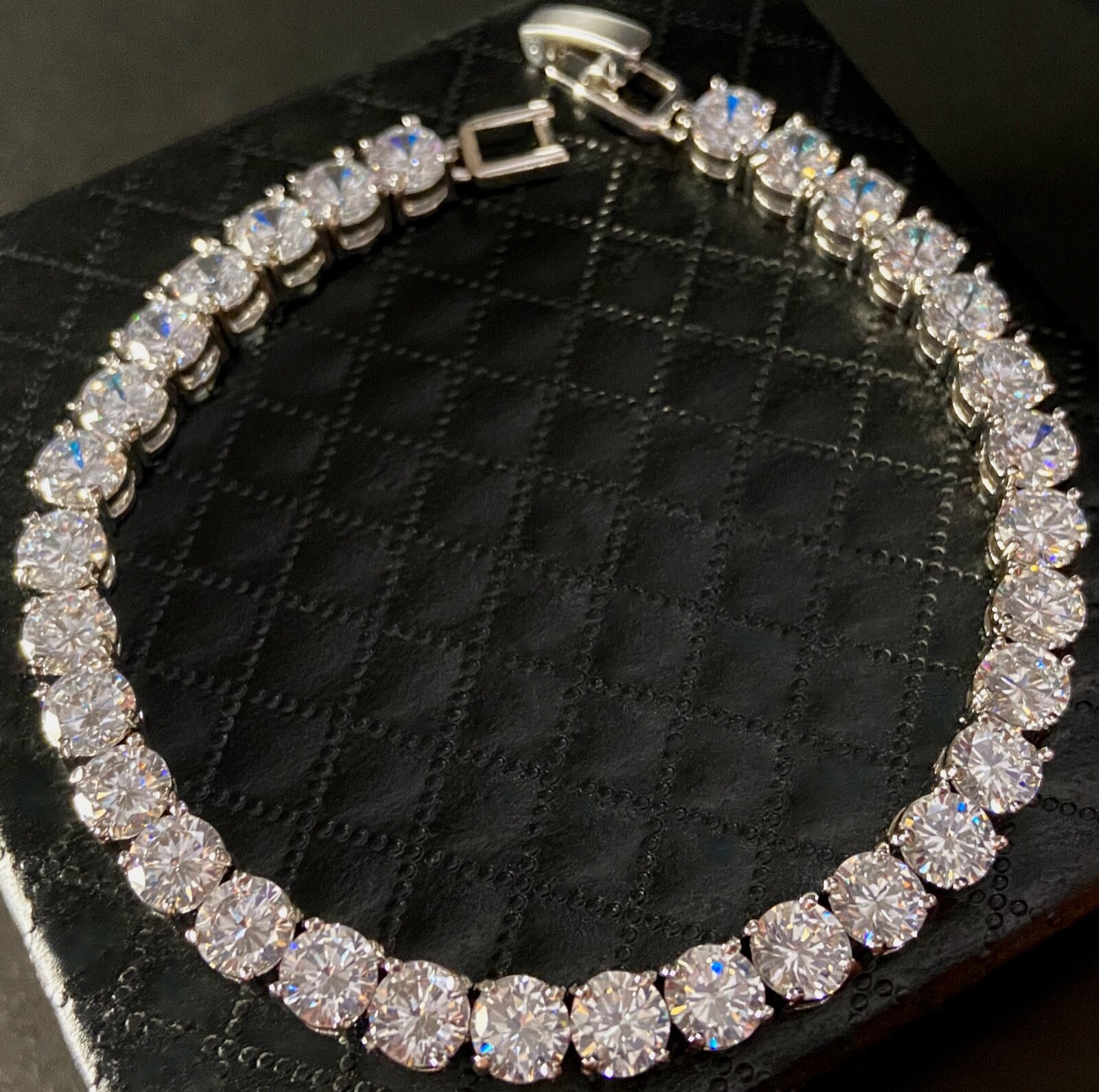 16 cwt Round Simulated Diamond Tennis Bracelet 18k White Gold Plated Over 7.5″