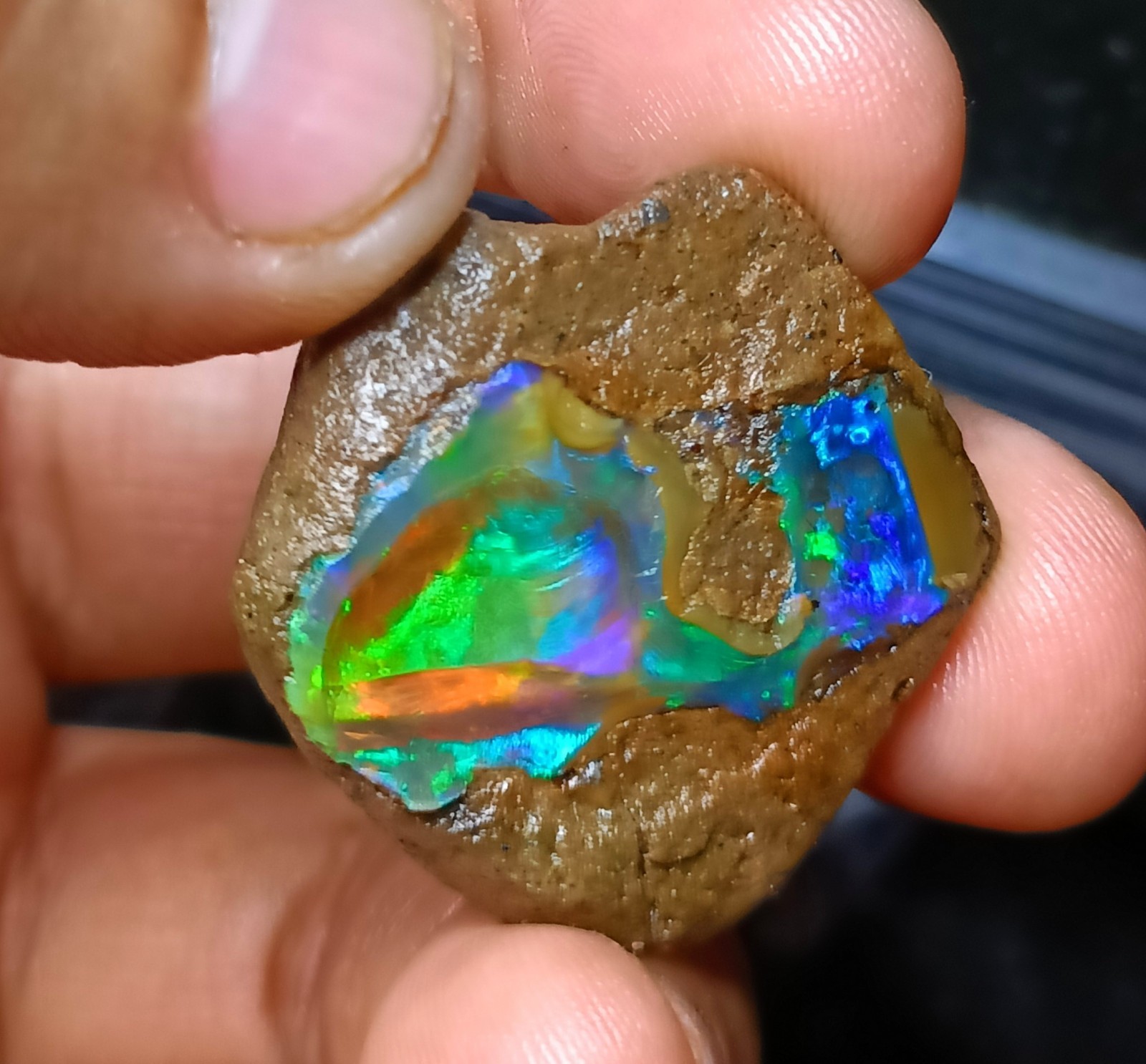 43 Carat, Natural Ethiopian Opal Raw Rough, Multi Flash Gemstone.