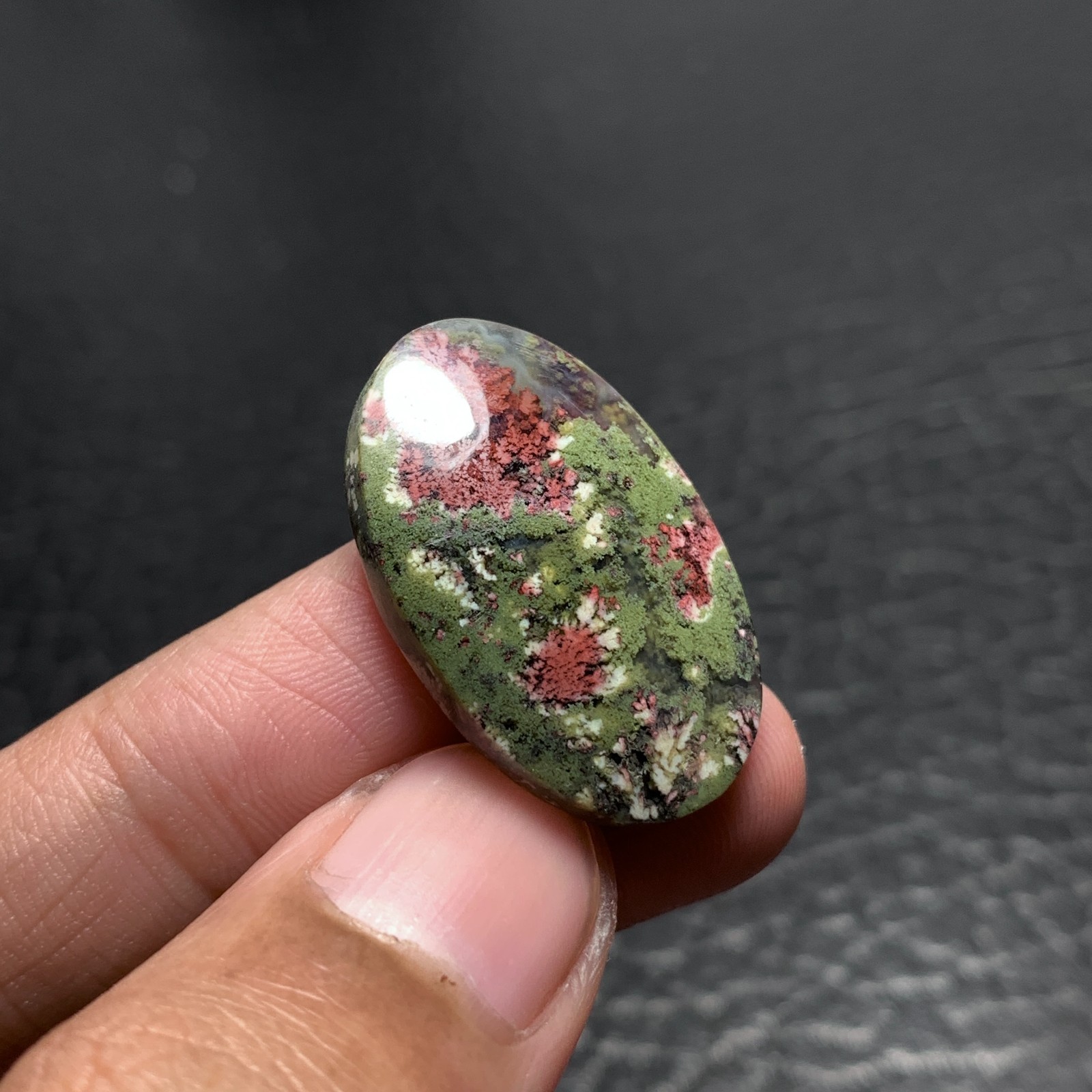 Moss Plume Agate Cabochon 28x17x5.5mm High Quality 18 ct