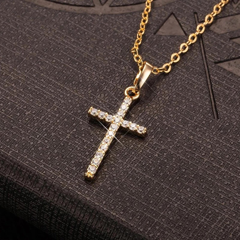 Punk Hip Hop Cross Pendant Clavicle Chain Crystal Jesus Cross Dangle Necklace Si