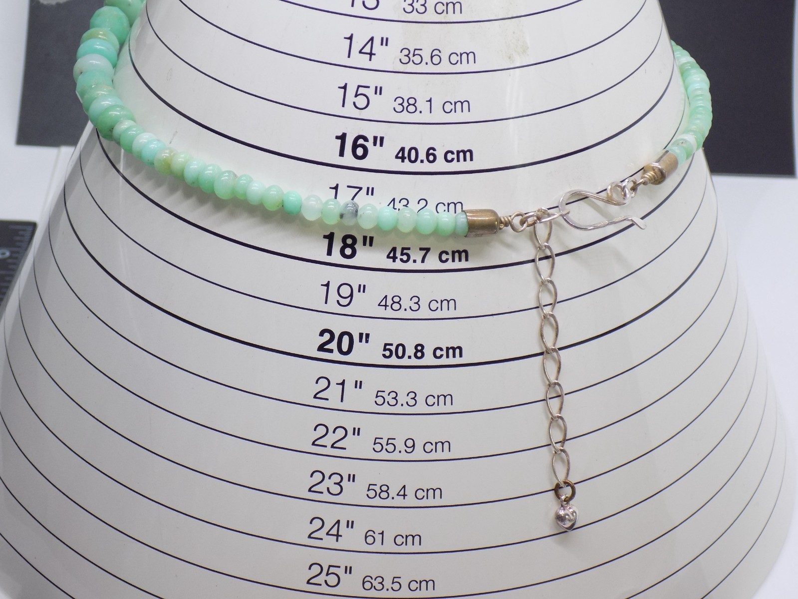 DTR Mine Finds By Jay King Mint Green Chrysoprase 925 Sterling graduated Necklac