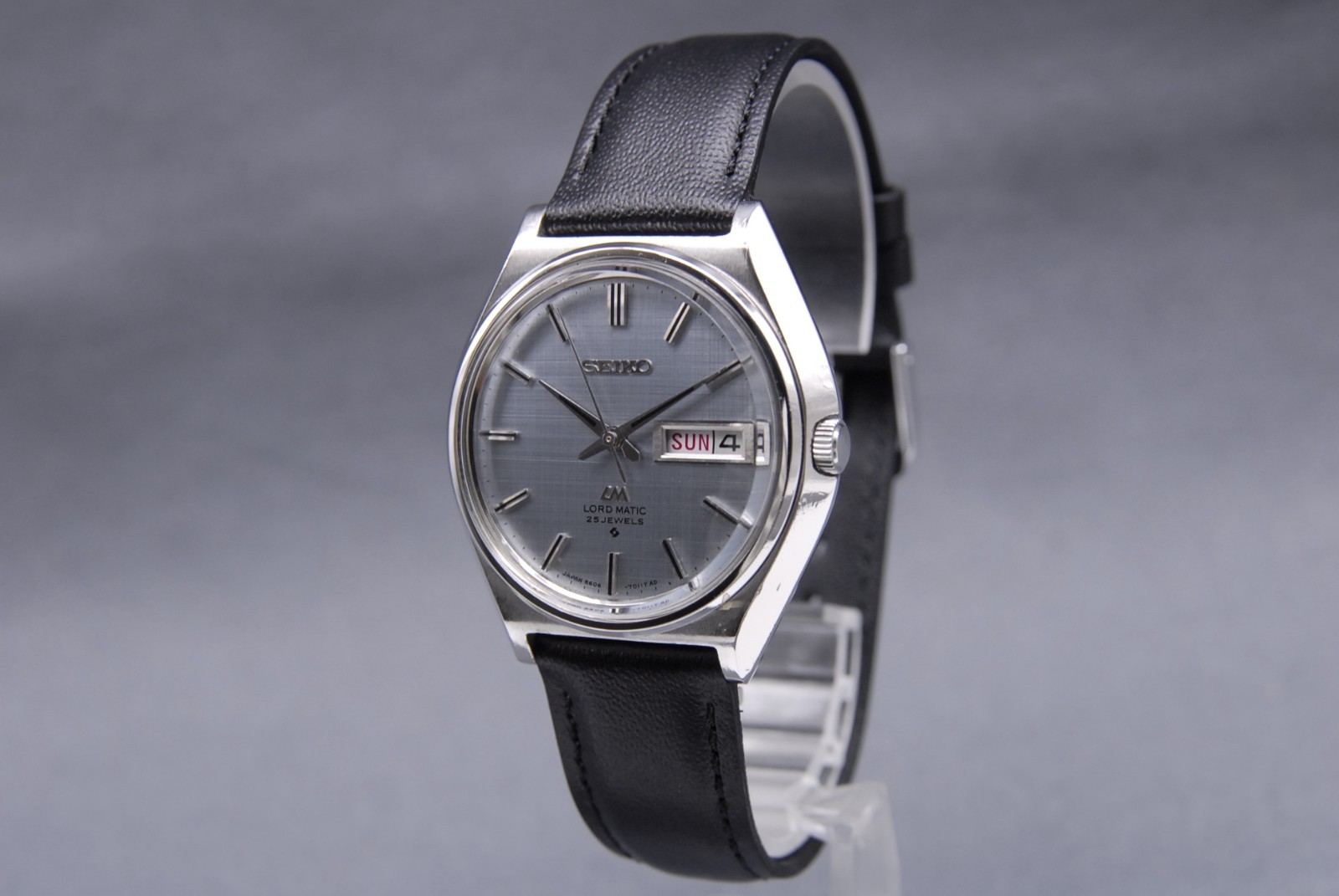 Vintage 1969 [N MINT] SEIKO Lord Matic 5606-7010 35mm Blue Day/Date AT Men Watch