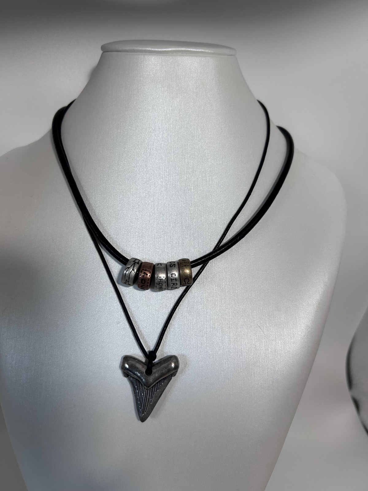 Premier Designs Necklace Black Cord Layered Shark Tooth Pendant Choker 18 In