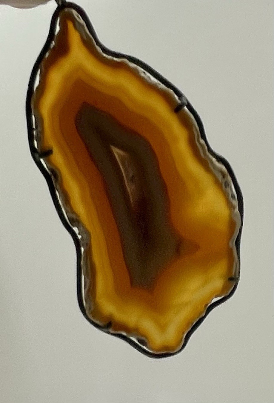 Vtg Agate Geode Slice Pendant Necklace Set In Metal Natural crystlline edge