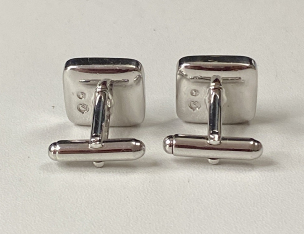 Swarovski Cufflinks Swan Signed Black and Silver Tone Square Crystal 1.5cm