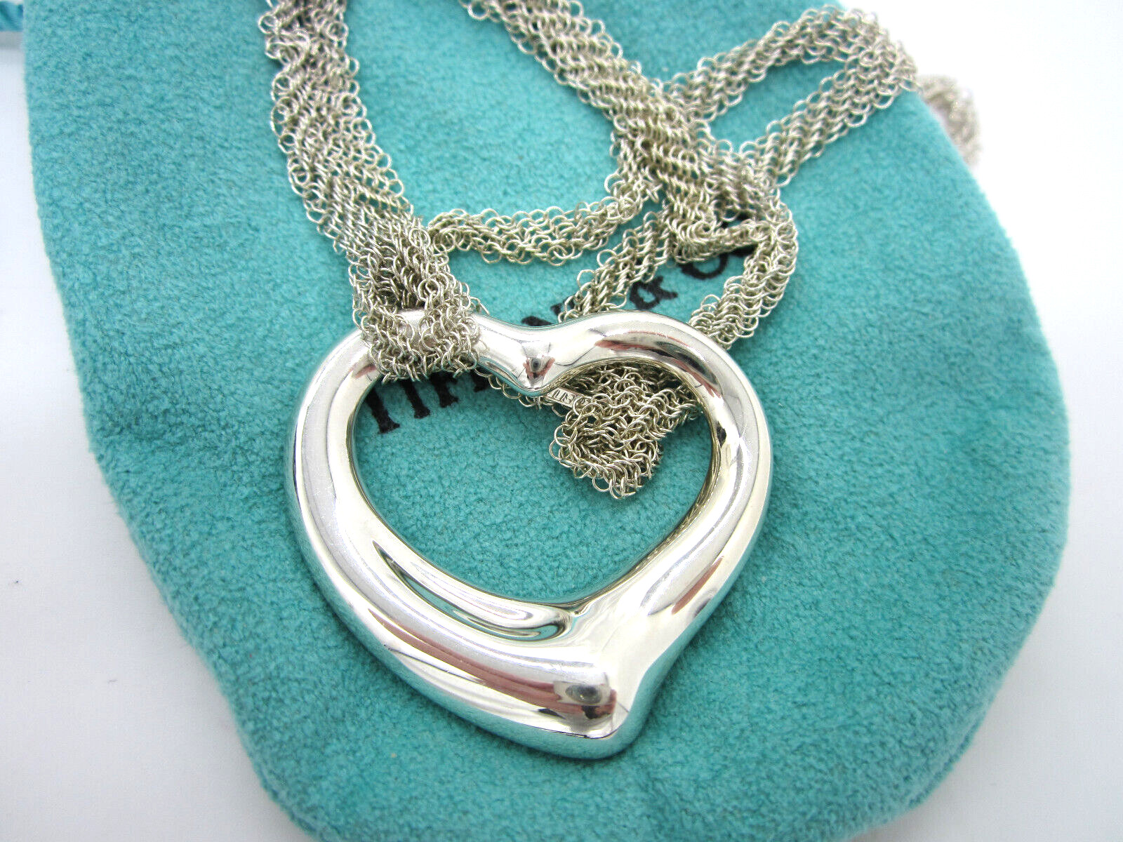 Estate TIFFANY & CO PERETTI Sterling Silver 35.6 MM Open Heart Mesh Necklace