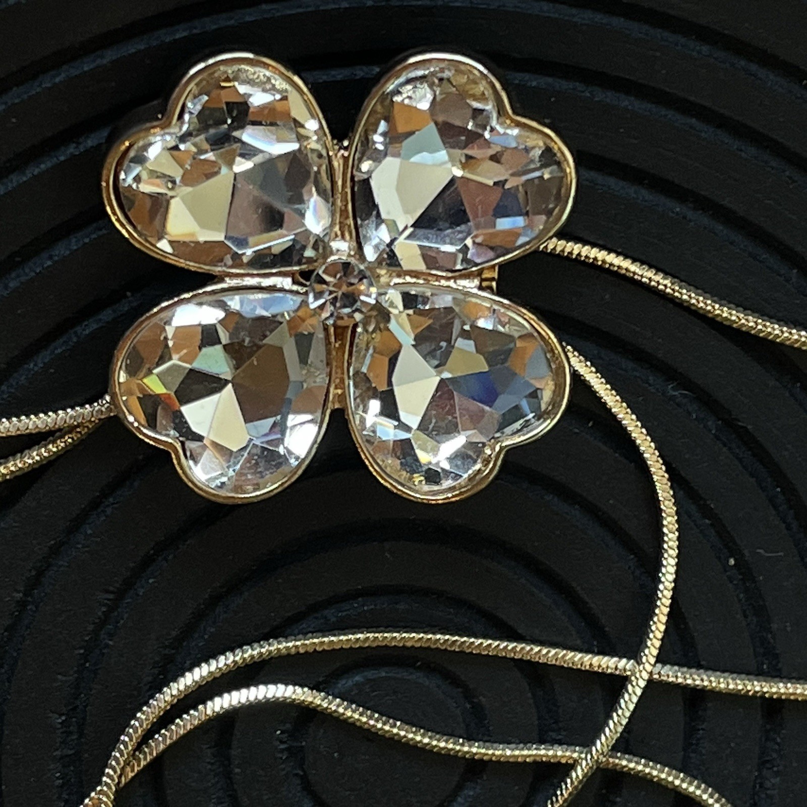 Wiwpar Rhinestone Flower Pendant Y Necklace Gold Tone Slider Chain Adjustable