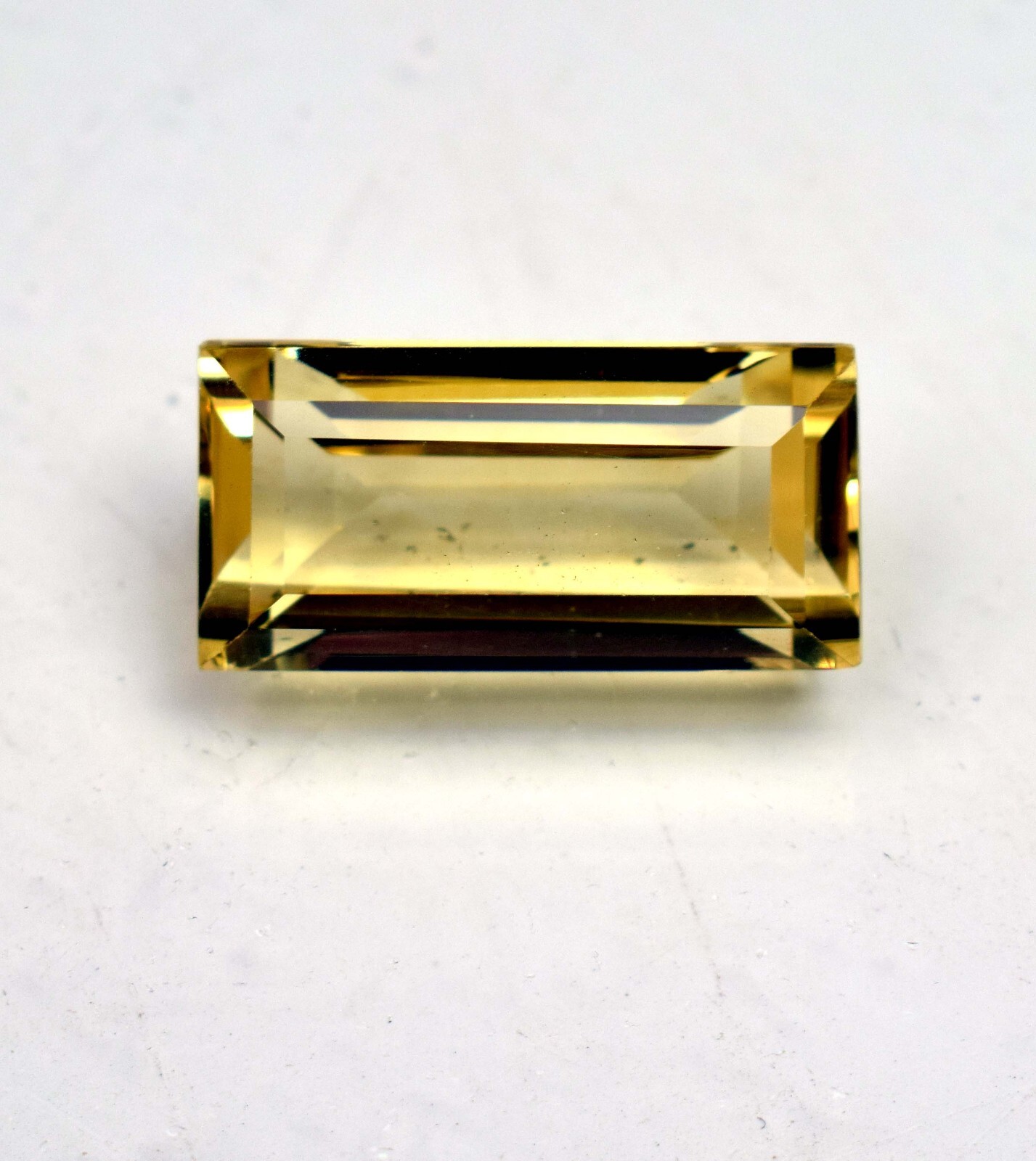 Natural Quartz Green Quartz Faceted Lemon Quartz Baguette Cut 15.70 Ct Certified