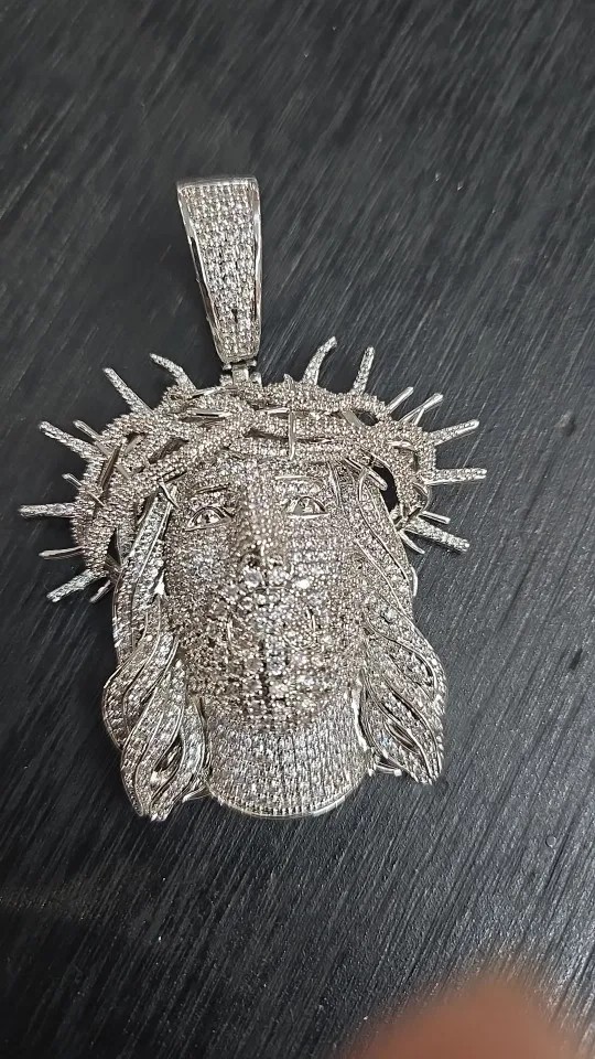 Iced Out Ratten Jesus Necklace Pendant for Men – Hip Hop Fashion Jewelry