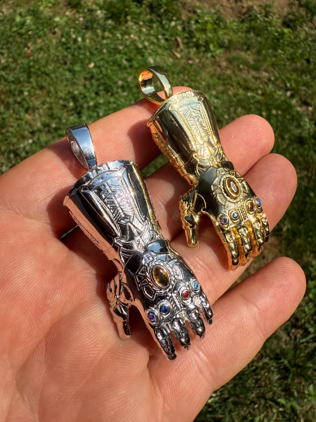 Limited Edition Thanos Infinity Hand Glove Gauntlet 925 Sterling Silver Pendant