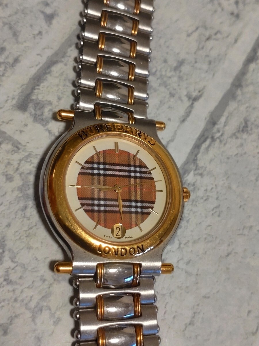 Working Women’s Watch Gold Silver Combination Color Date Horse Logo