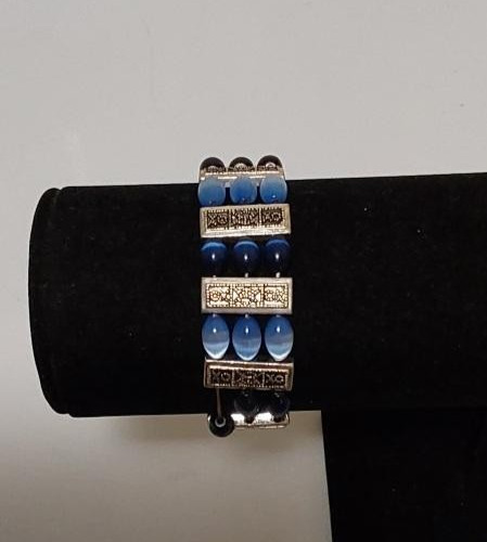 Blue beaded Silvertone Stretch Bracelet