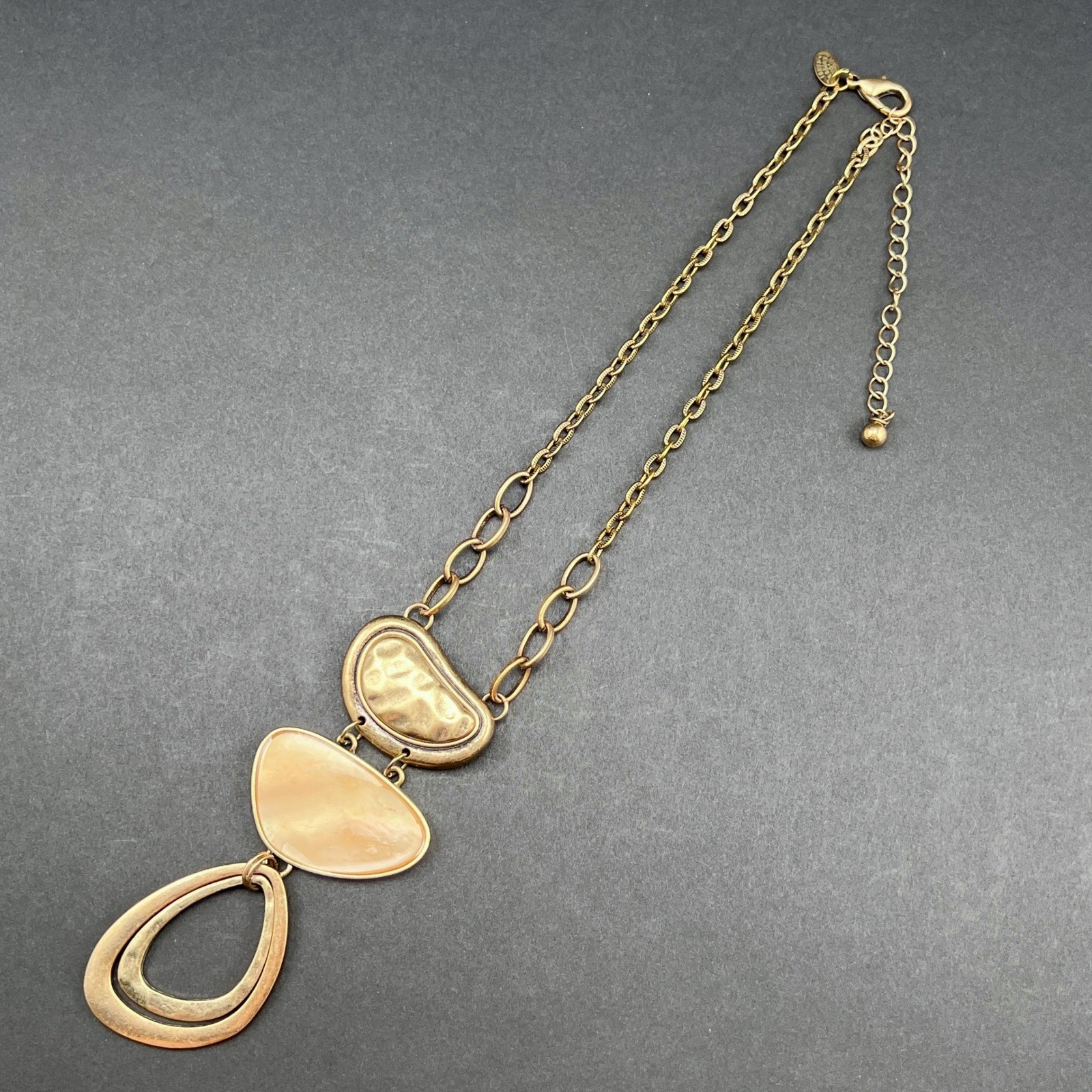 Laura Ashley Statement Necklace Brass Tone Peach Geometric 20″