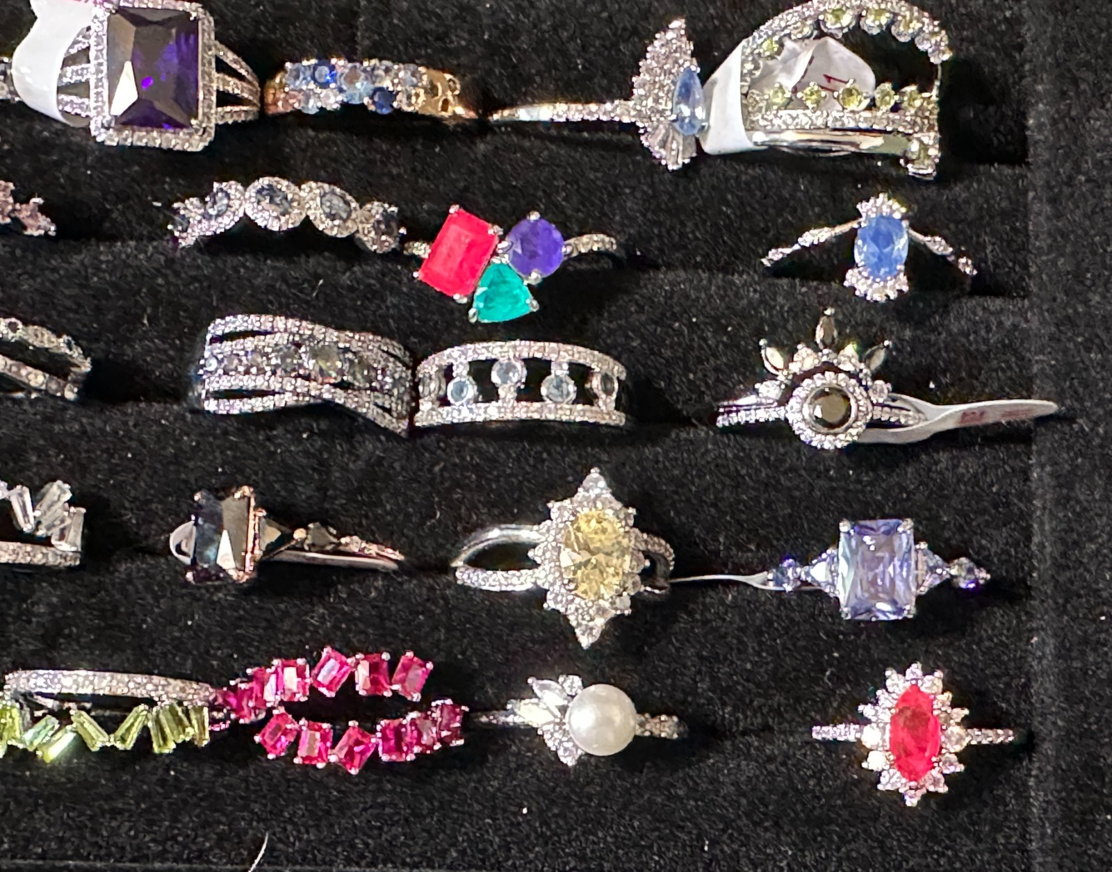 90+ Fashion Costume Jewelry Sparkly Rings-Size: 11 -New-Attention Performers!