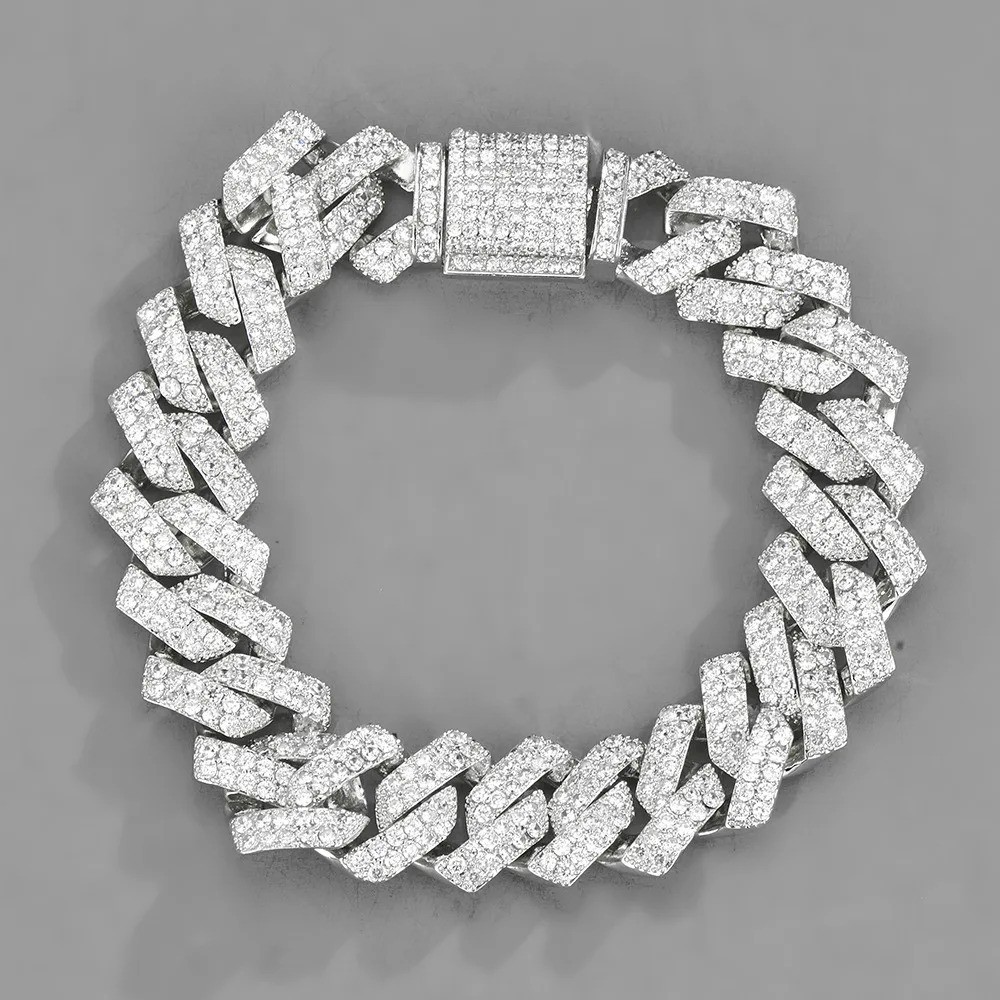 BRAND NEW 2025 Men ICED OUT MOISSANITE/DIAMOND SIMULATED Luxury Watch