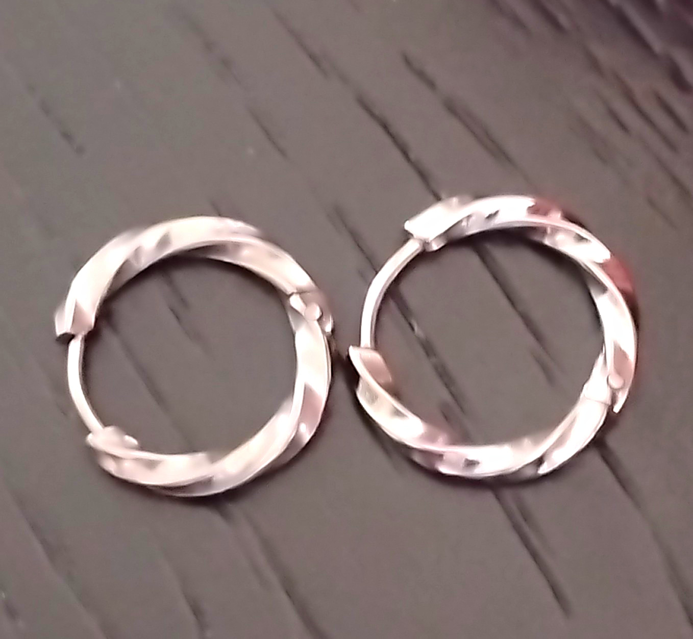 Silver Tone Twisted Round Hoop Earrings Snap Closure for Lobe Pair