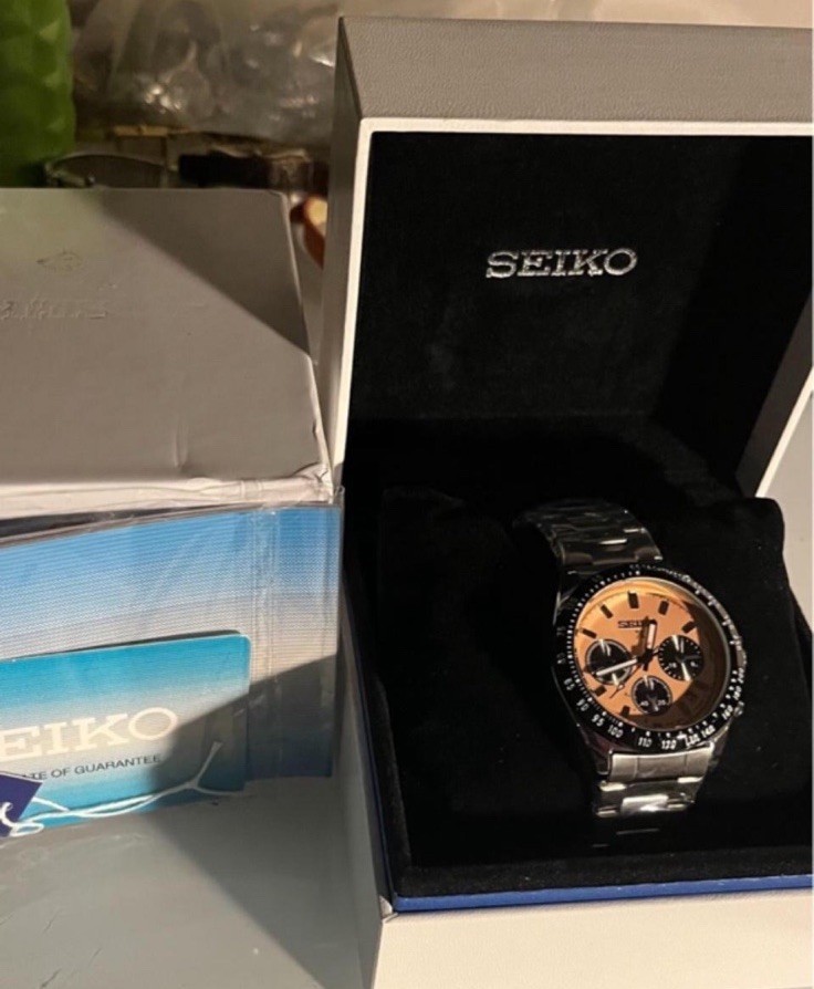 Seiko Prospex Speedtimer Chromongraph Solarquartz Salmon Dial 39mm 100m