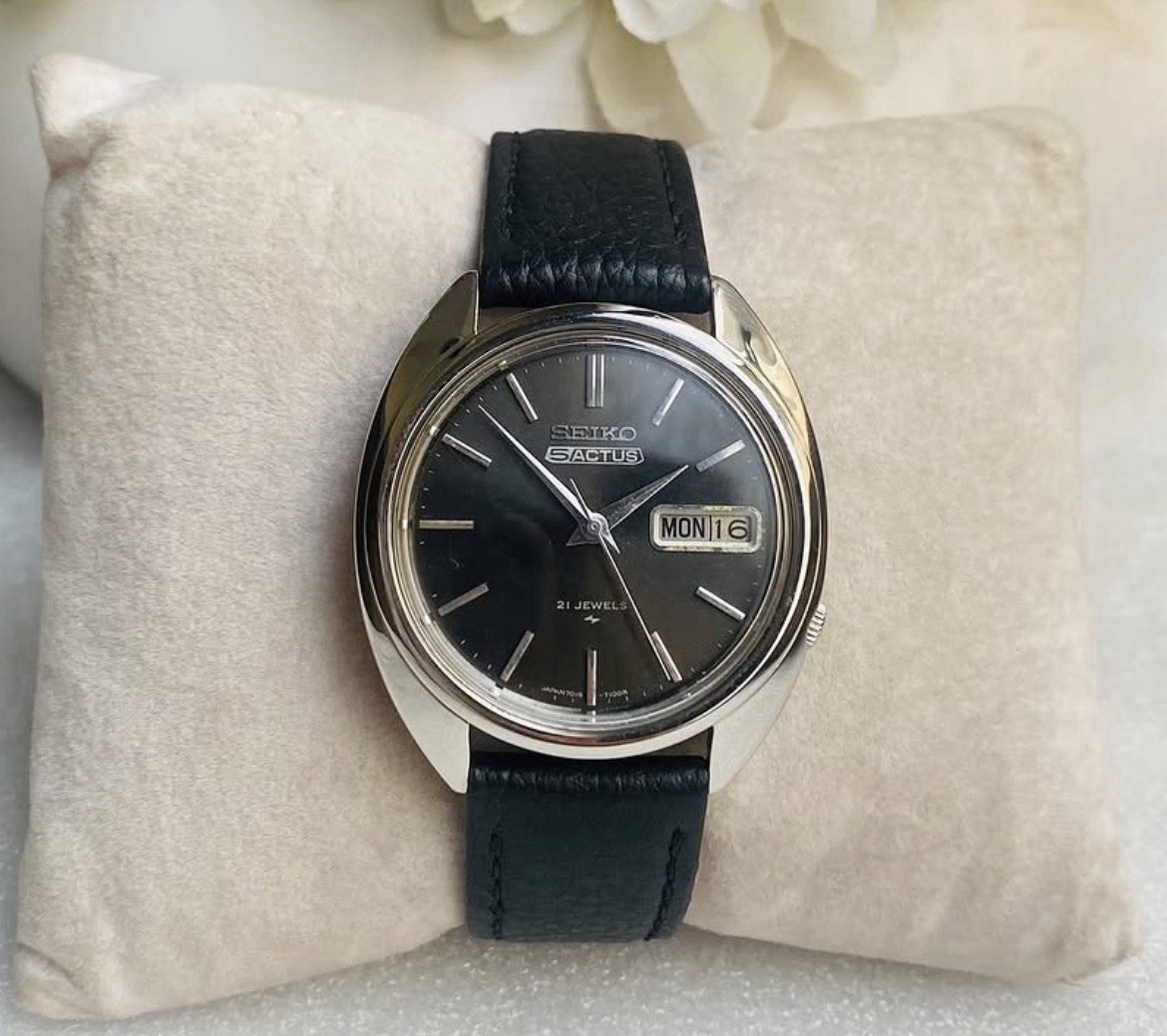 Vintage Seiko 5 Actus 7019-7080 Automatic 1971 Japan Made Dress Watch For Men