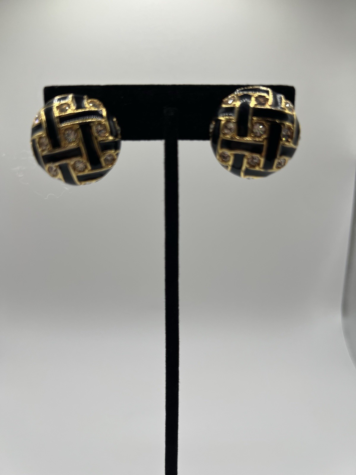 Roman golden Black Enamel Stud Clip-On Earrings Crystal Rhinestone Vintage