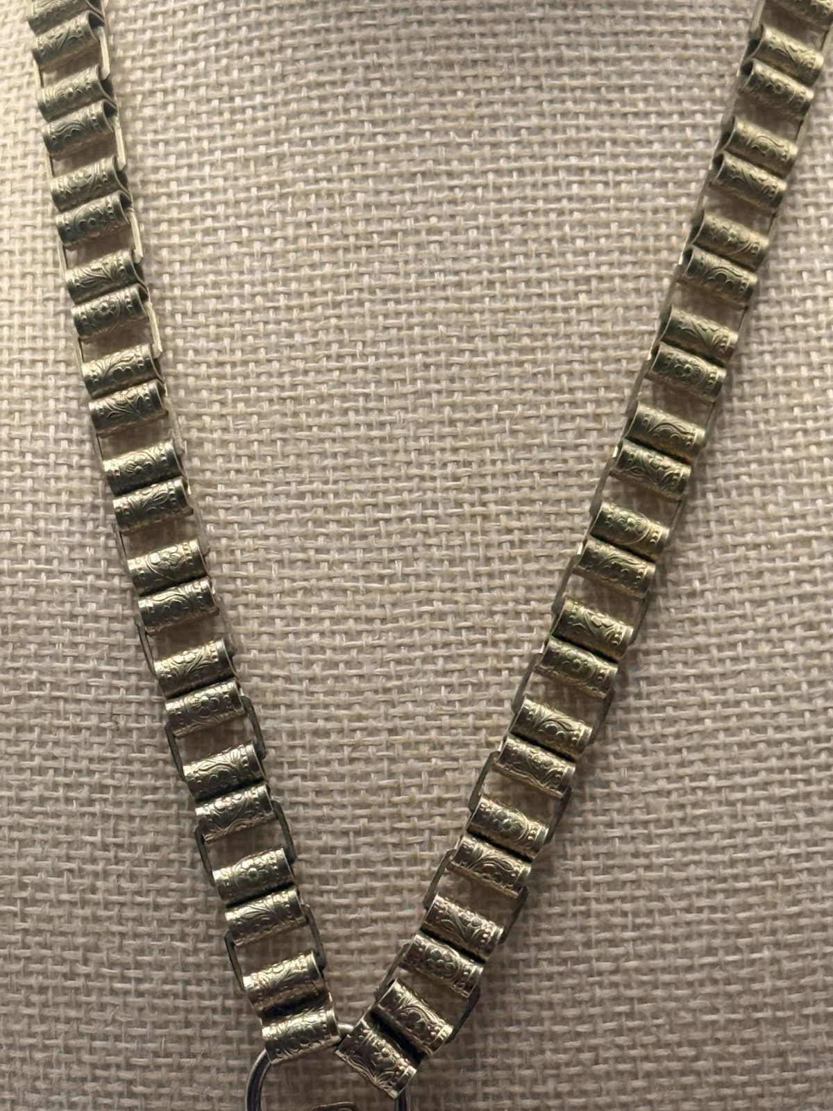 Bookchain Necklace With Beautiful Locket
