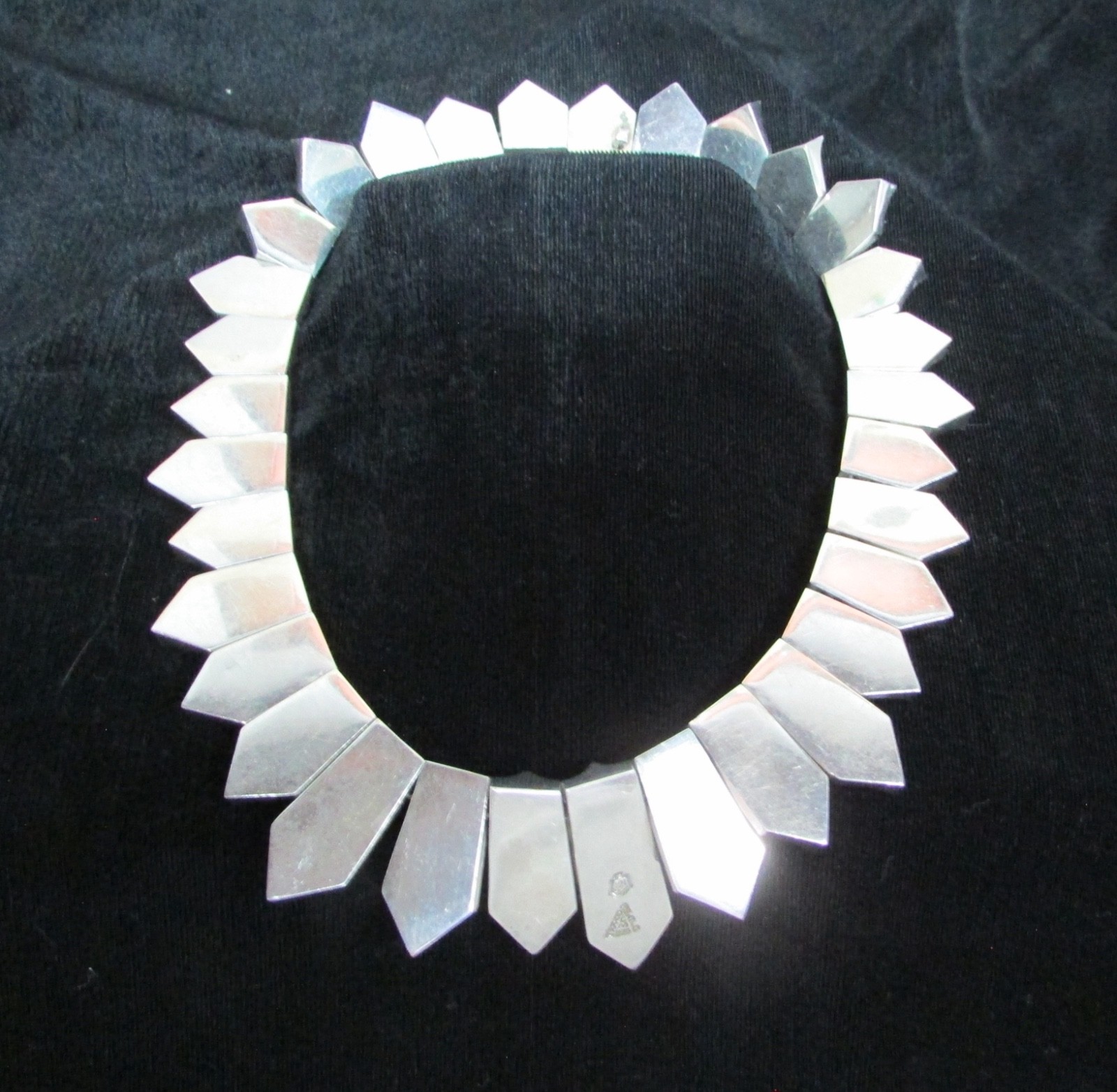 Necklace, Collar, Antonio Pineda, Chevrons, 15.5” 178.6 g. Sterling,970, Taxco