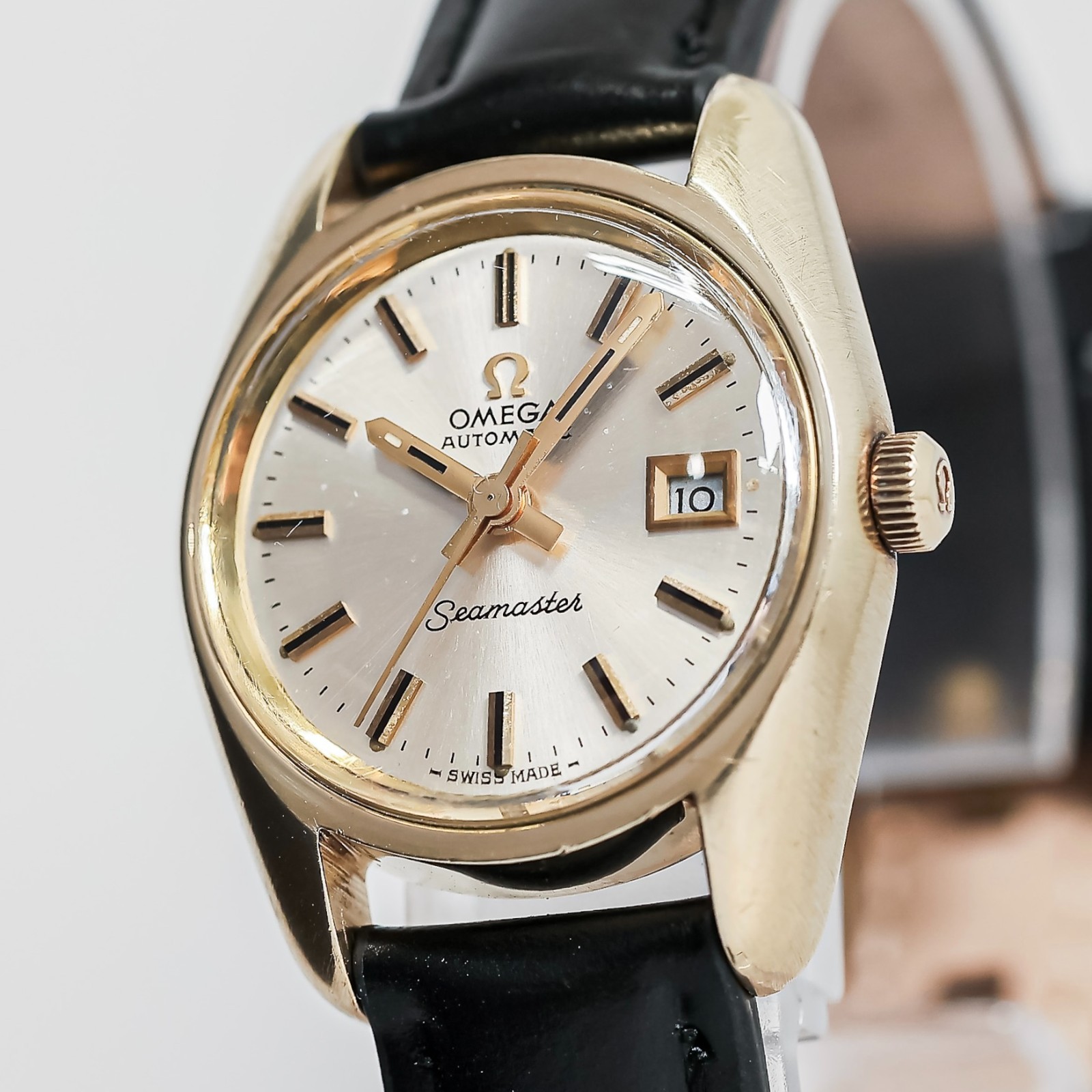 Vintage 1970 *NEAR MINT* OMEGA Seamaster Cal.684 Automatic Date Gold 25mm Ladies