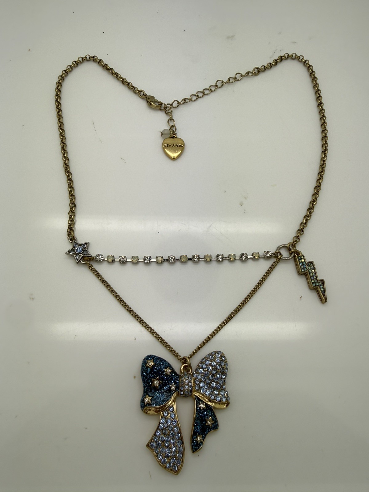 BETSEY JOHNSON HEAVENS TO BETSEY BLUE PAVE CRYSTAL Necklace Bolt & Bow 14-18” H9
