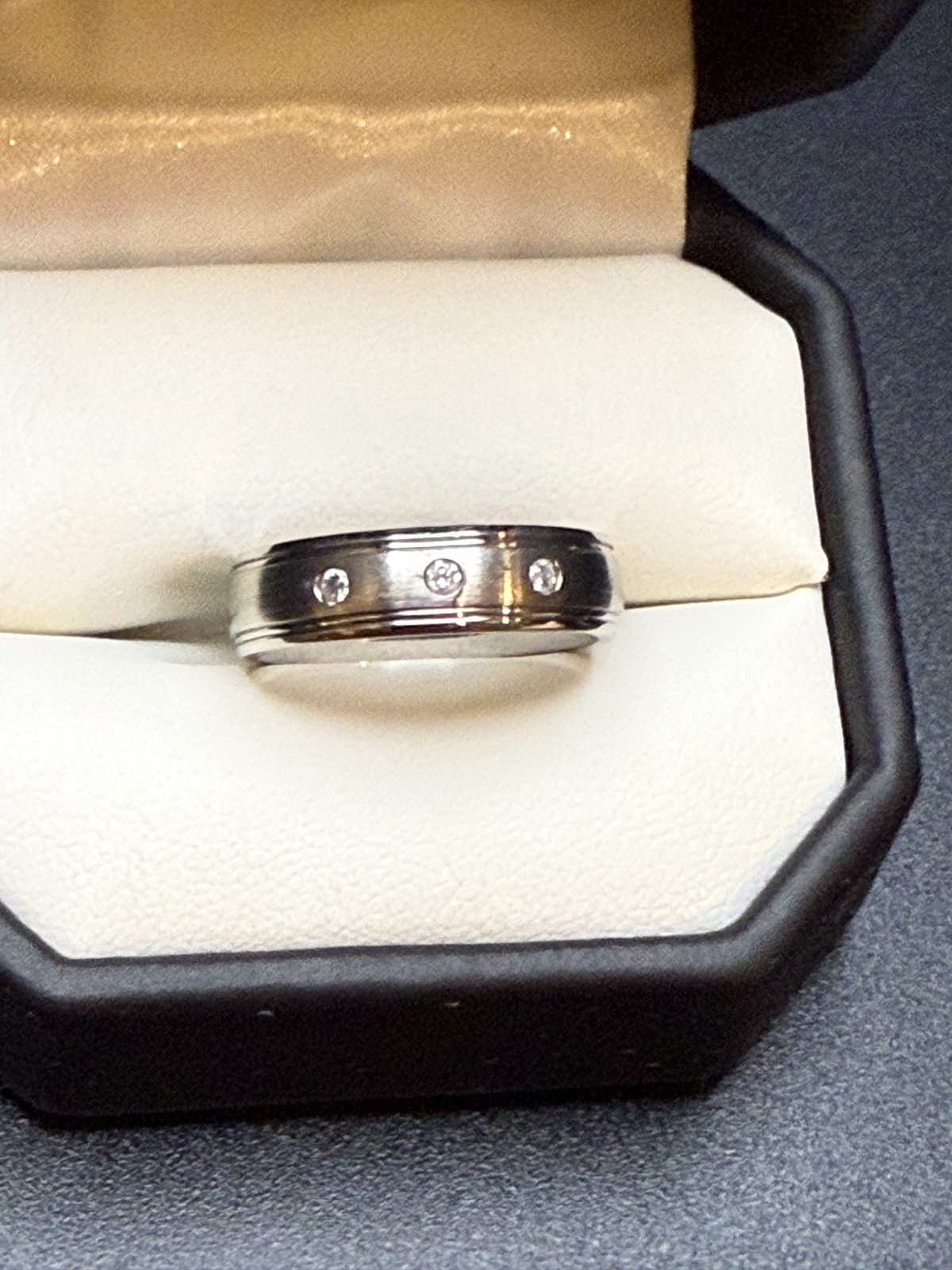 Titanium Ring 3 Genuine Natural Diamonds J-SI2 UD Jewelers Comfort Fit Band