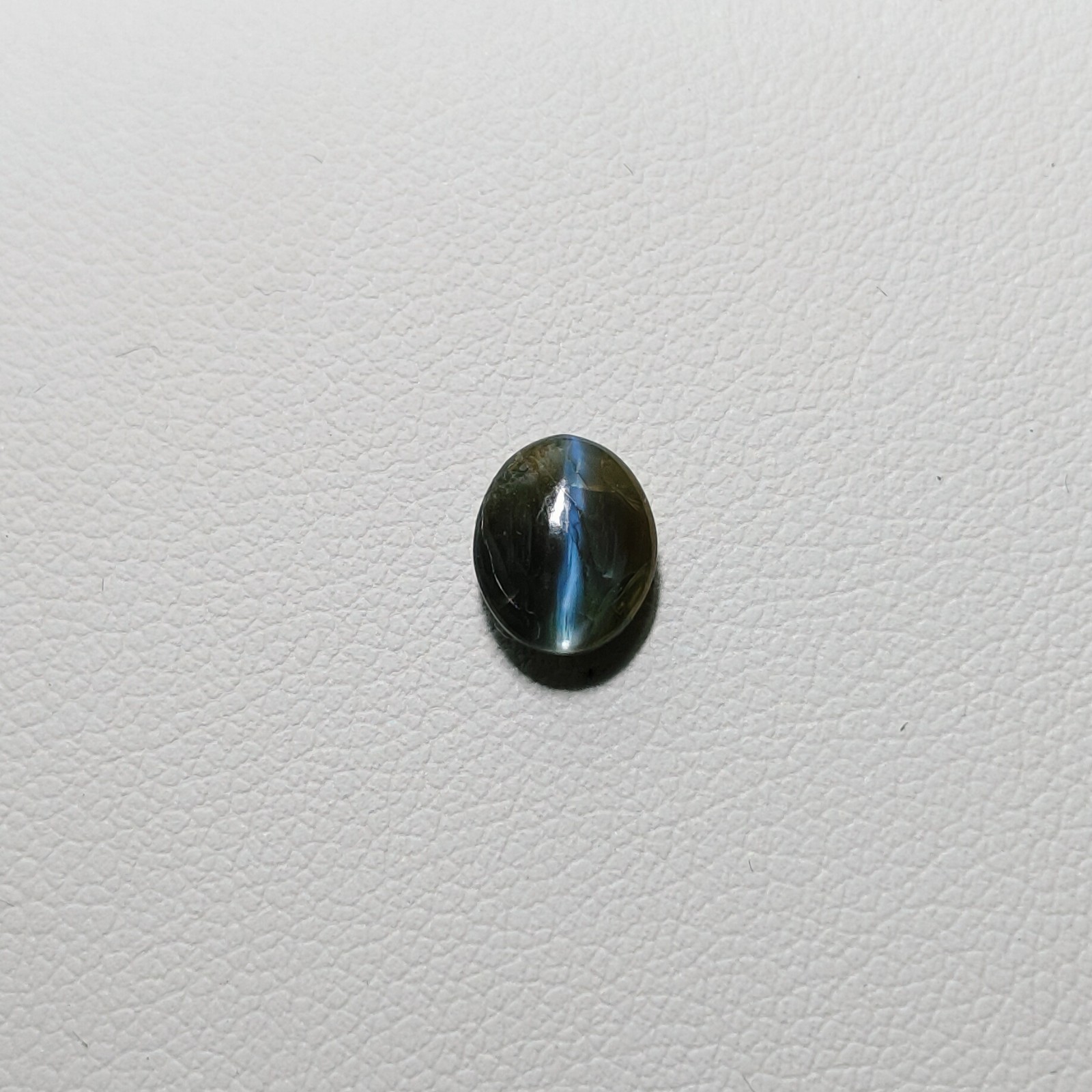 1.54 Ct Natural Alexandrite Cats Eye Loose Gemstone 7.6×6.2×3 mm Cab Oval Green