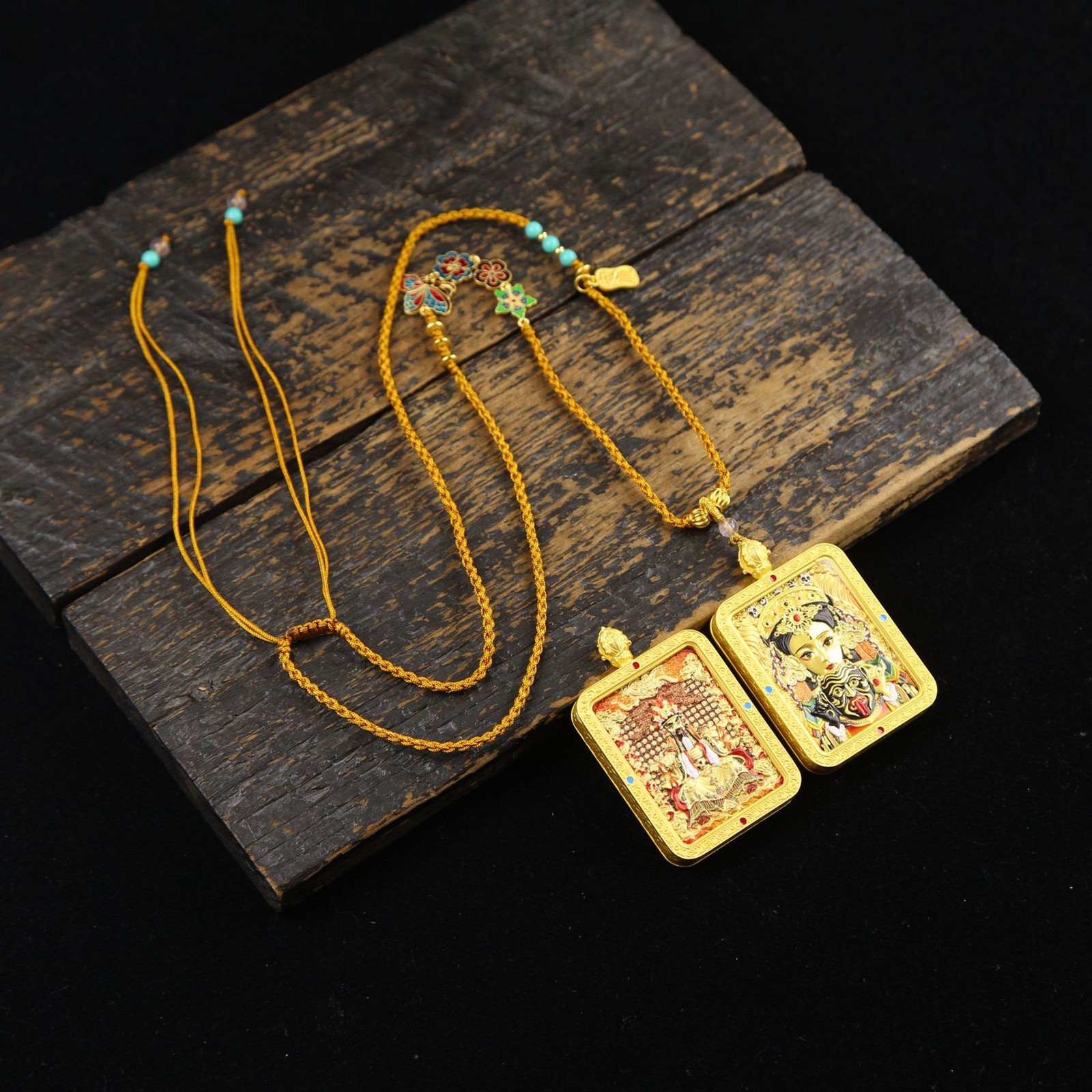 Tibetan Thangka Wuye Past Life and Present Life Buddha Card Amulet Necklace