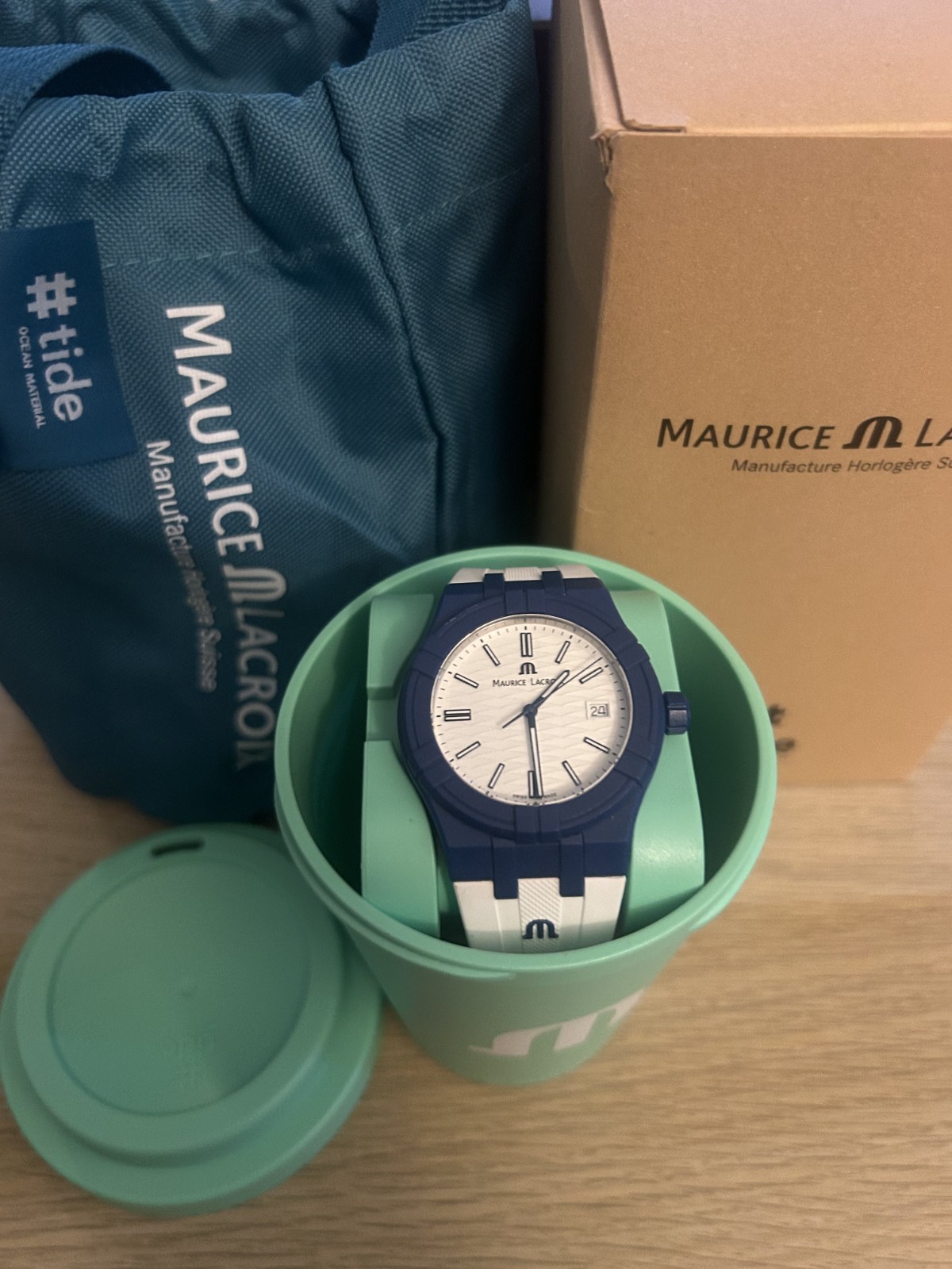 Maurice Lacroix Aikon Tide White & Blue Full Kit AI2008-BBB11-300-0 Excellent