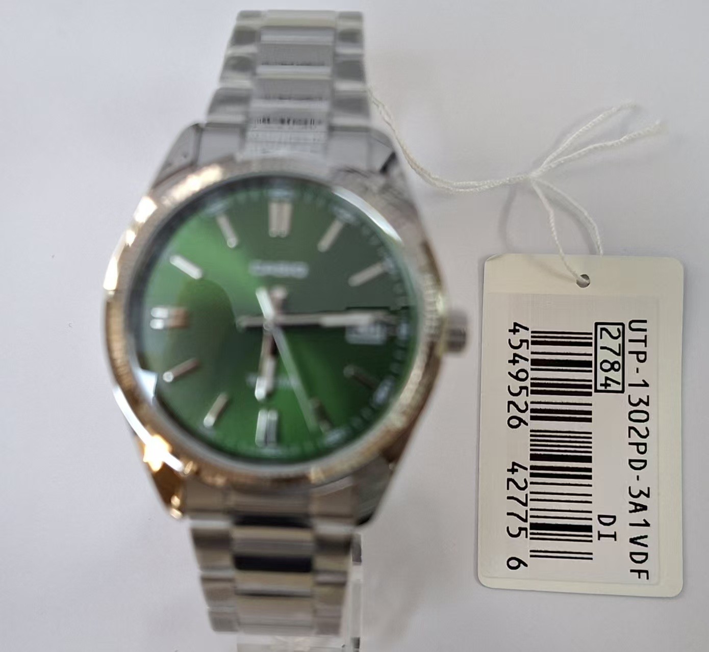 Casio UTP-1302PD-3A1 Stainless Steel Band 35 mm Dail Green Unisex Adults Watch