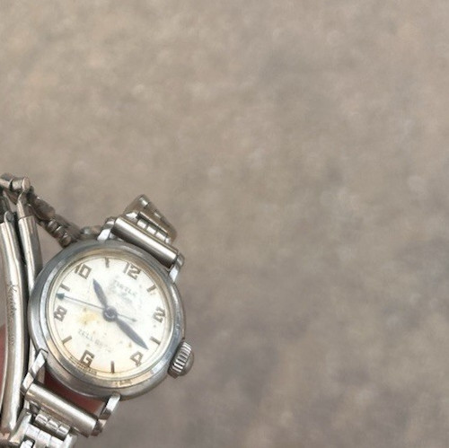 Vintage JUVENIA Ladies’ Hand-Wound Watch Working Condition Engraved By Kreisler