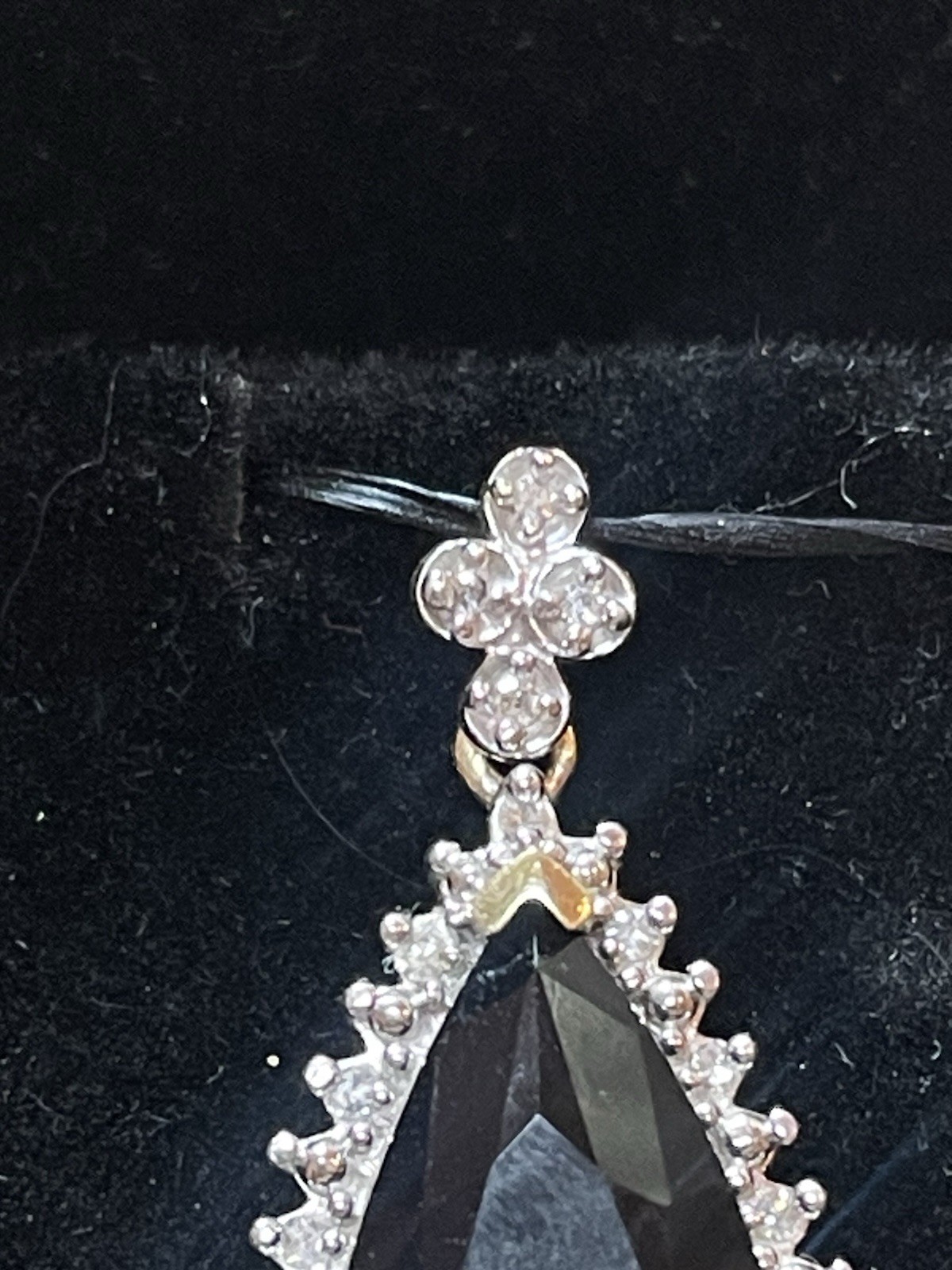14K GOLD BLACK ONYX & DIAMOND PENANT SIGNED AJ NATURAL DIAMONDS 4.1 GRS 1.2 ‘L