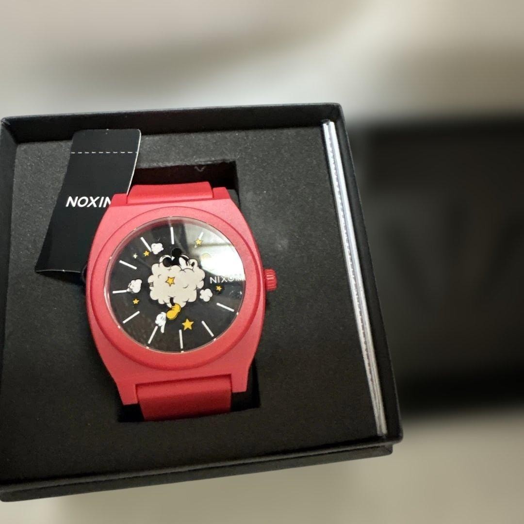 NIXON x MICKEY MOUSE Disney Collaboration Mickey Mouse