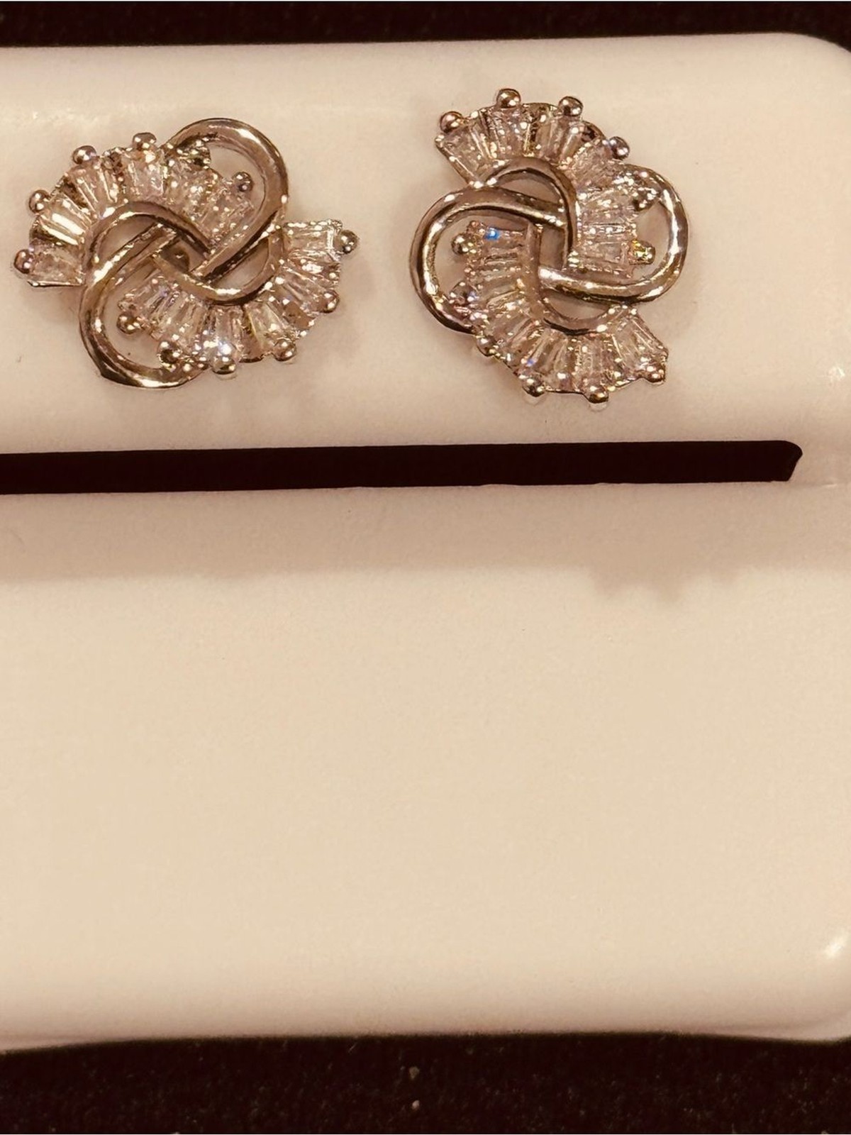 NWT AJ USA Stainless Steel Baguette Crystal Interlocking Swirl Stud Earrings