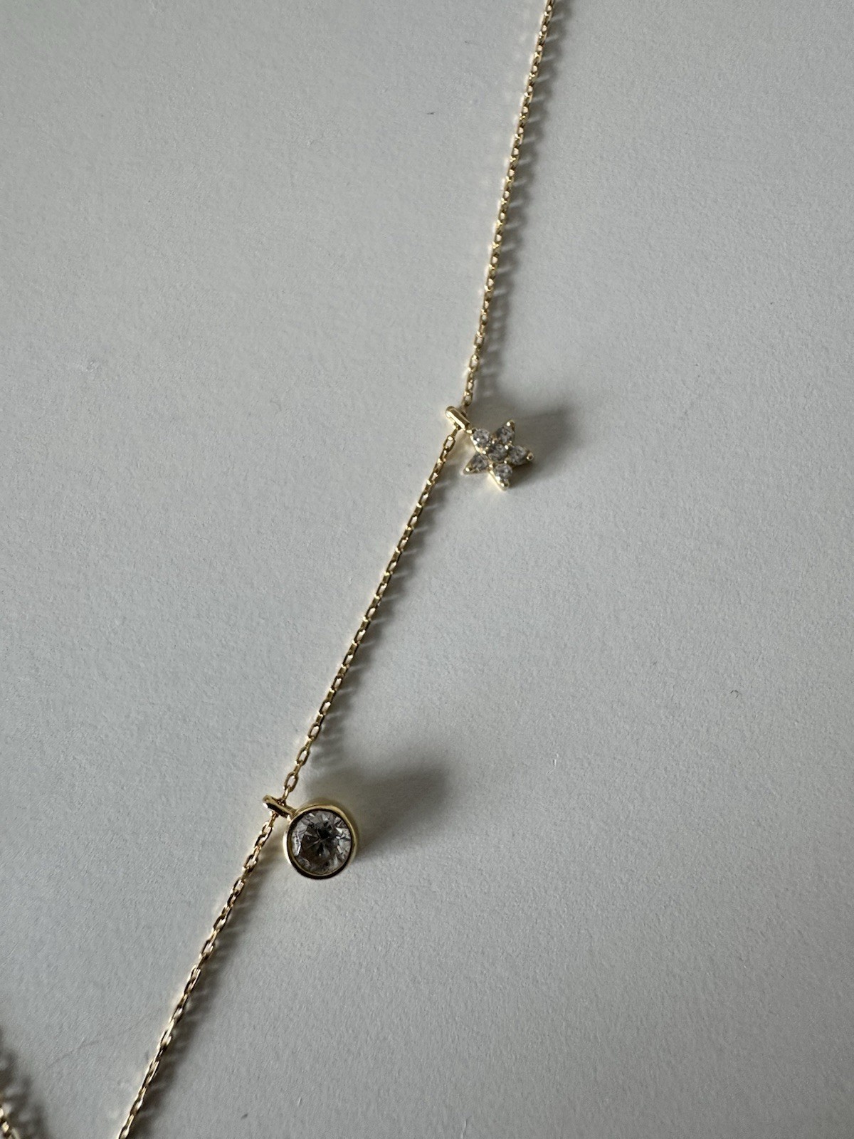14K SOLID YELLOW GOLD NECKLACE WITH 5 CHARMS ZIRCONIA Stamped 585