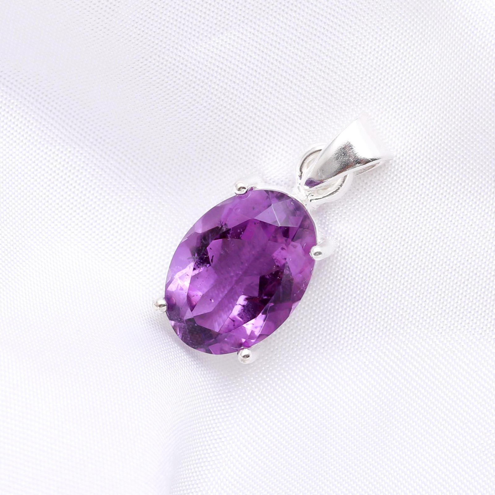 Natural Purple Amethyst Oval Pendant 925 Sterling Silver Jewelry Gift For Lovers