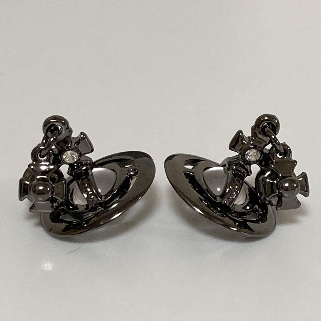 Vivienne Westwood Petite Orb Earrings Gunmetal w/drawstring [E00229