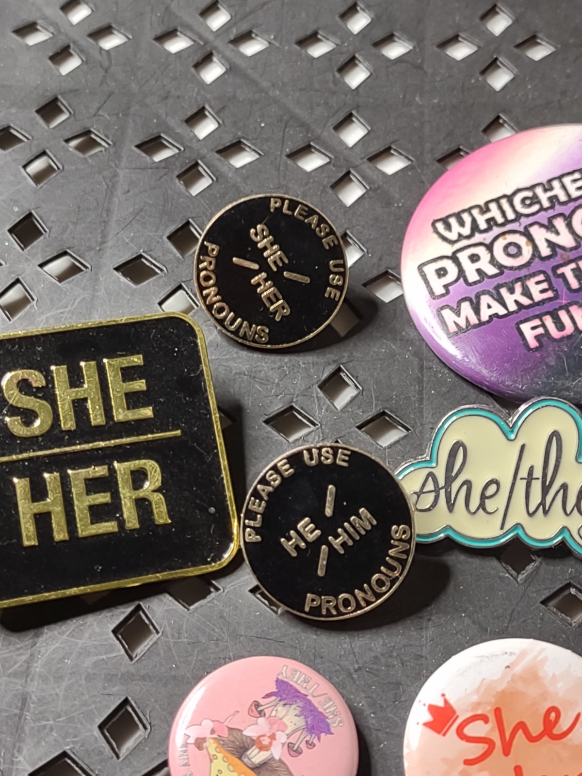 Lot Of Pronoun Themed Pin And Pin Back Buttons Pronoun Lot STBAS