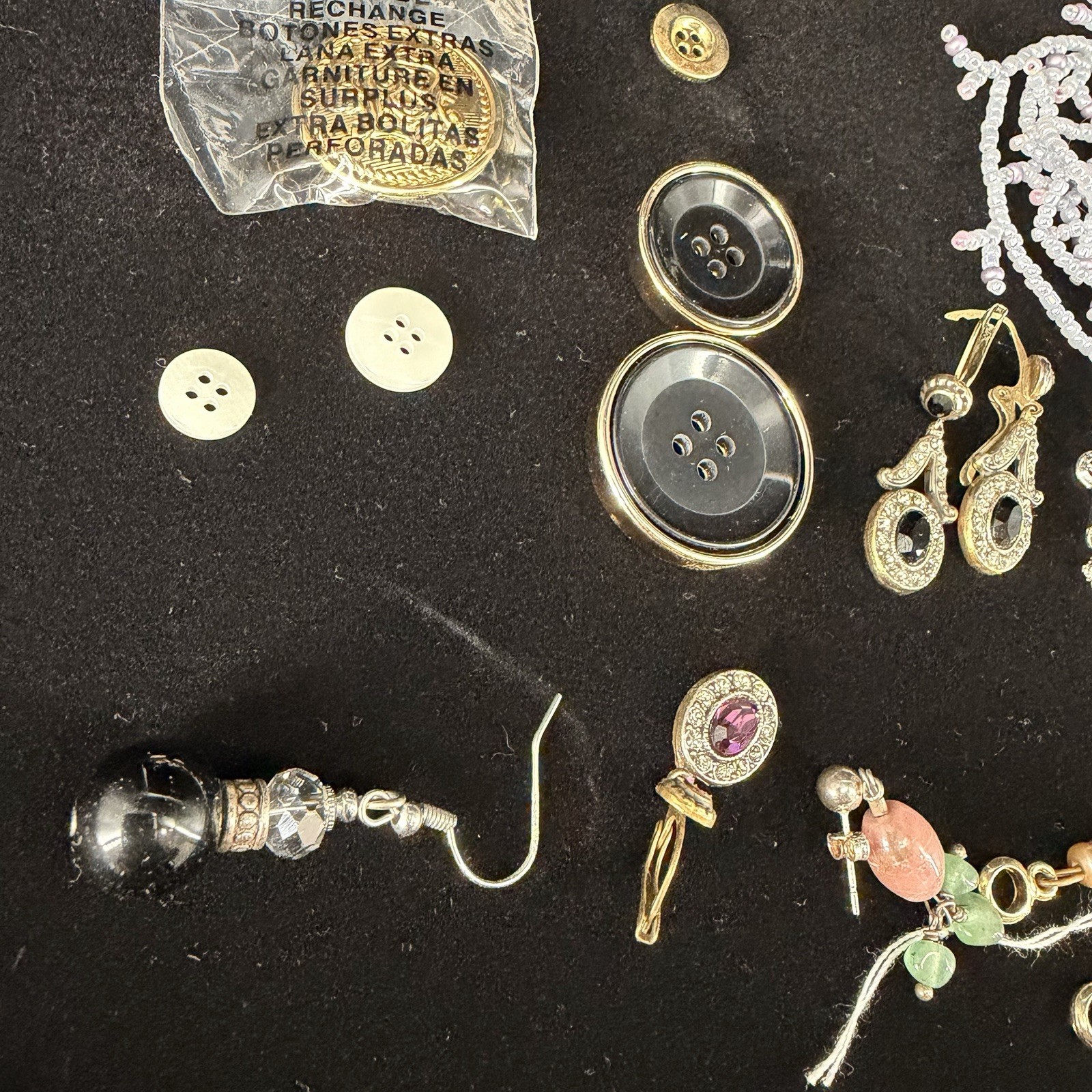 Vintage Jewelry Repair Craft Lot Beads Buttons Findings Earrings 114g