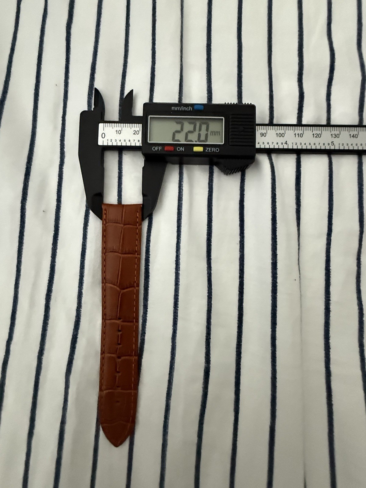 Brown Croco Patterned Cowhide Leather Watch Strap 22mm/20mm