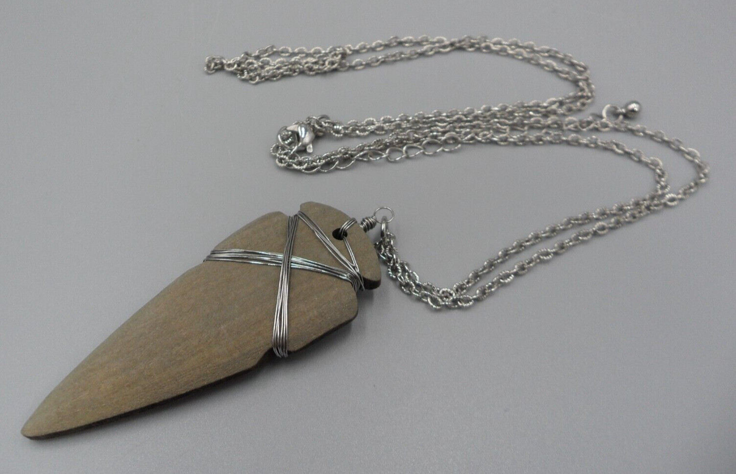 Vintage Arrowhead Pendant Necklace Wire Wrapped Wood Spear Tip Fancy Cable Chain