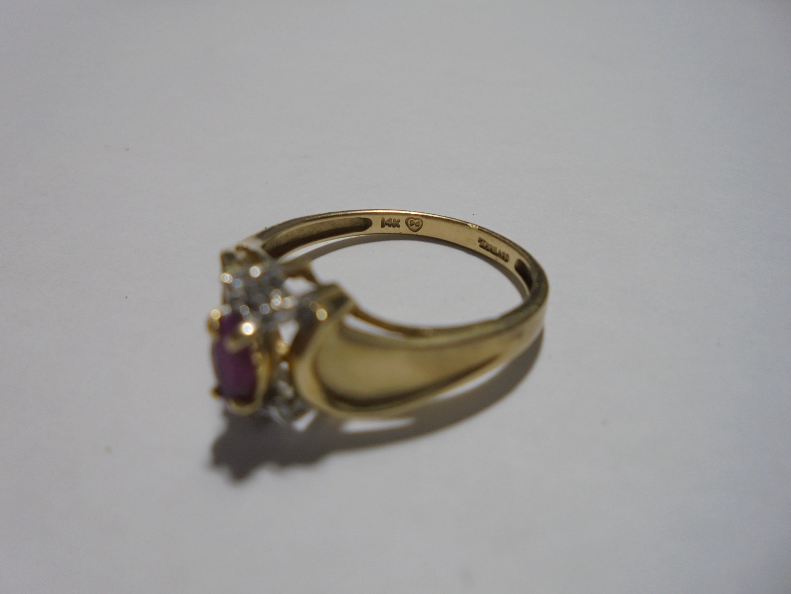 14kt Yellow Gold Ruby Ring size 6.25 vintage possible antique