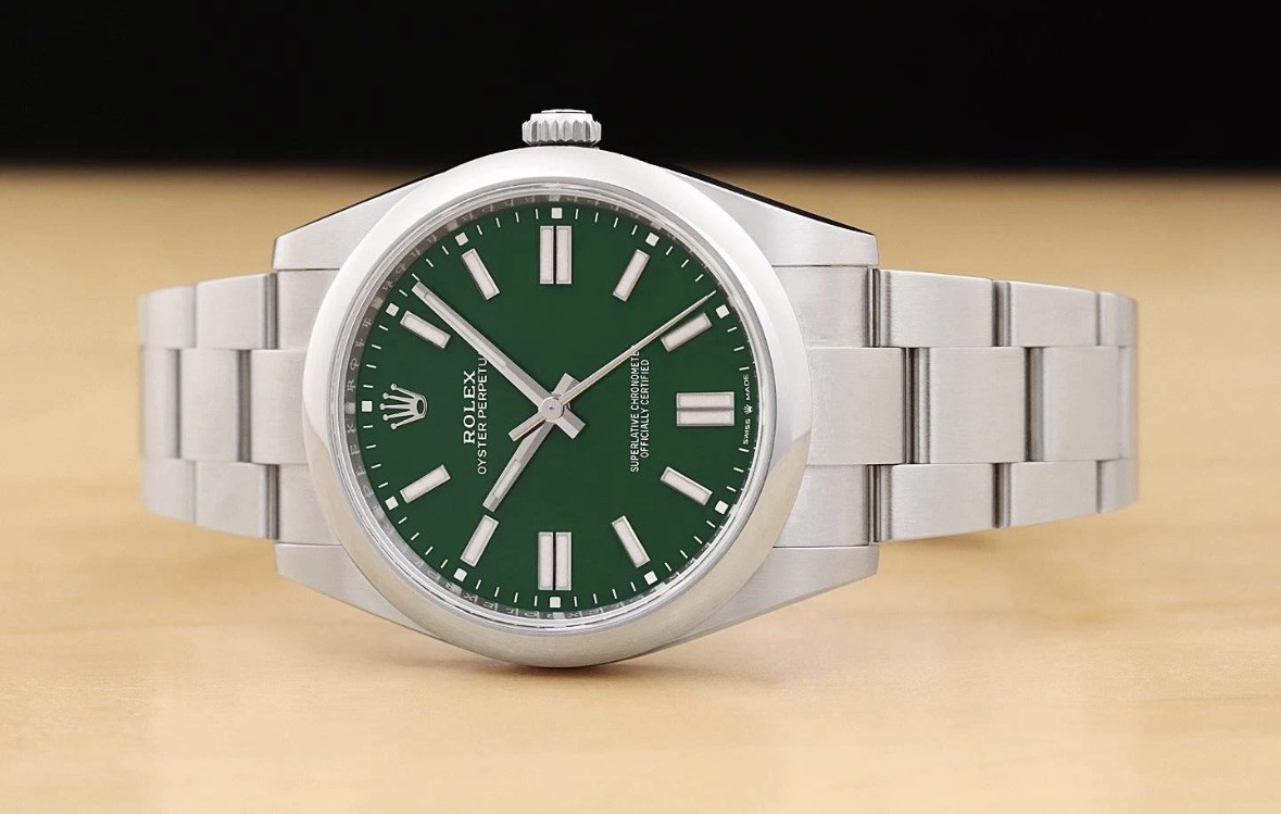 2024 CARD ROLEX OYSTER PERPETUAL 41MM 124300 GREEN STEEL OYSTER BAND WATCH