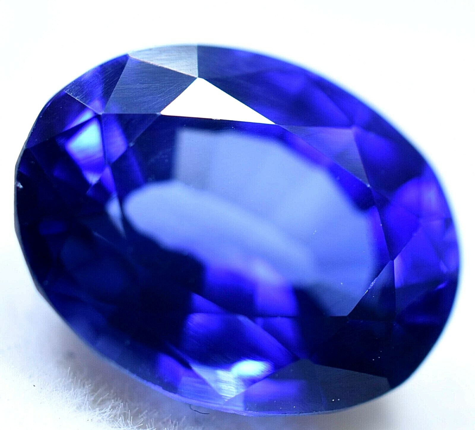 7.90 CT Natural california Benitoite GGL Certified Top Quality Treated Gem